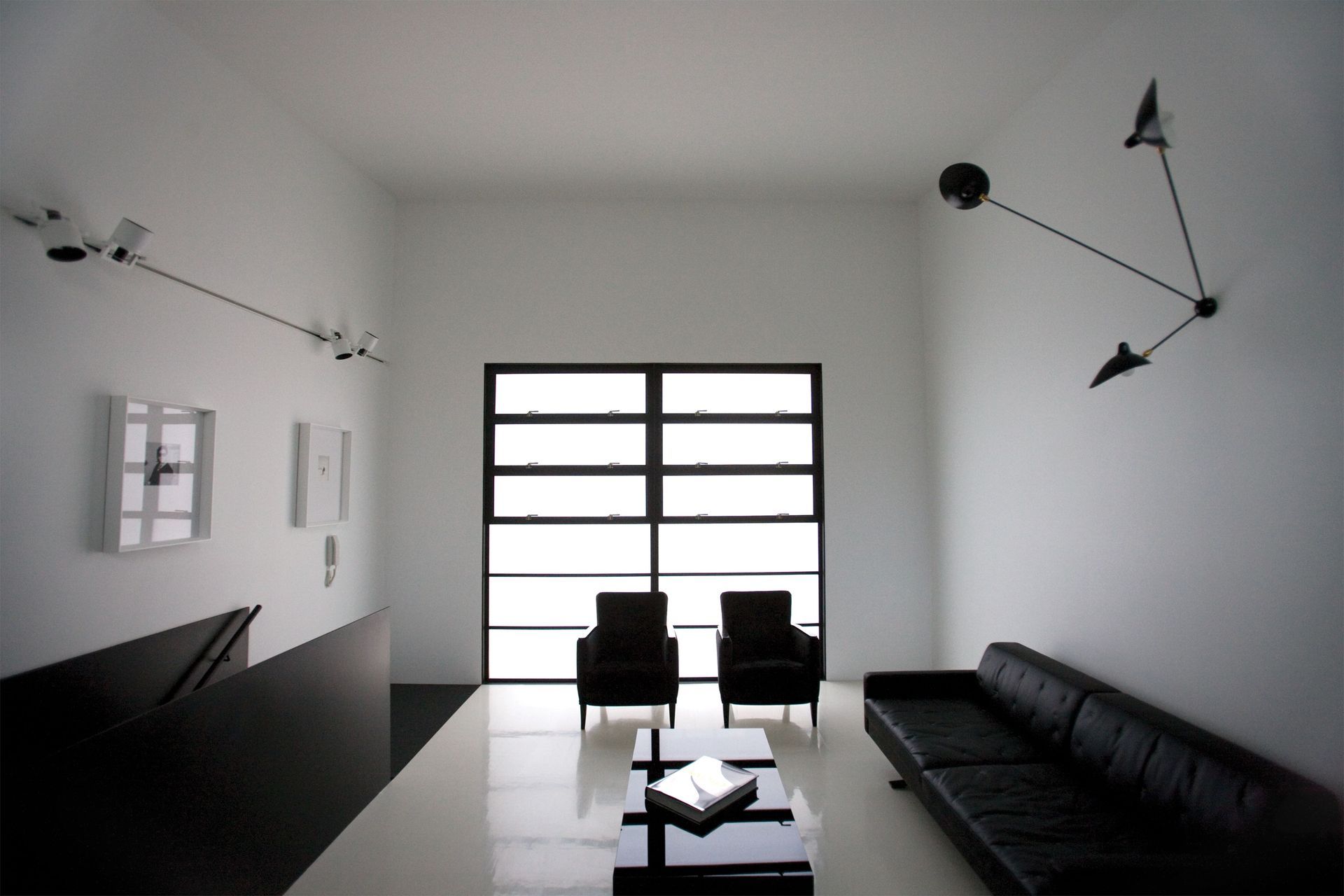 Strelein Warehouse