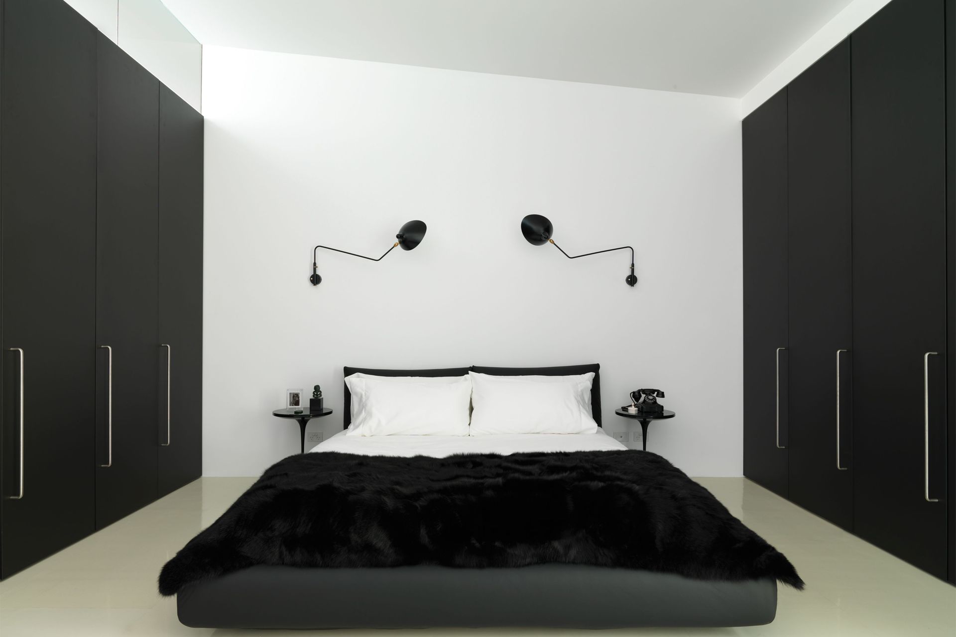 Strelein Warehouse