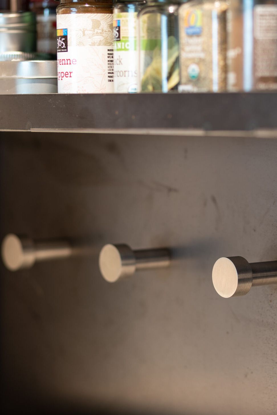 13489-Harrison-9Kitchen-spice-door-detailcopy-webzack-devito-architecture-scaled-e1723055069707.jpg
