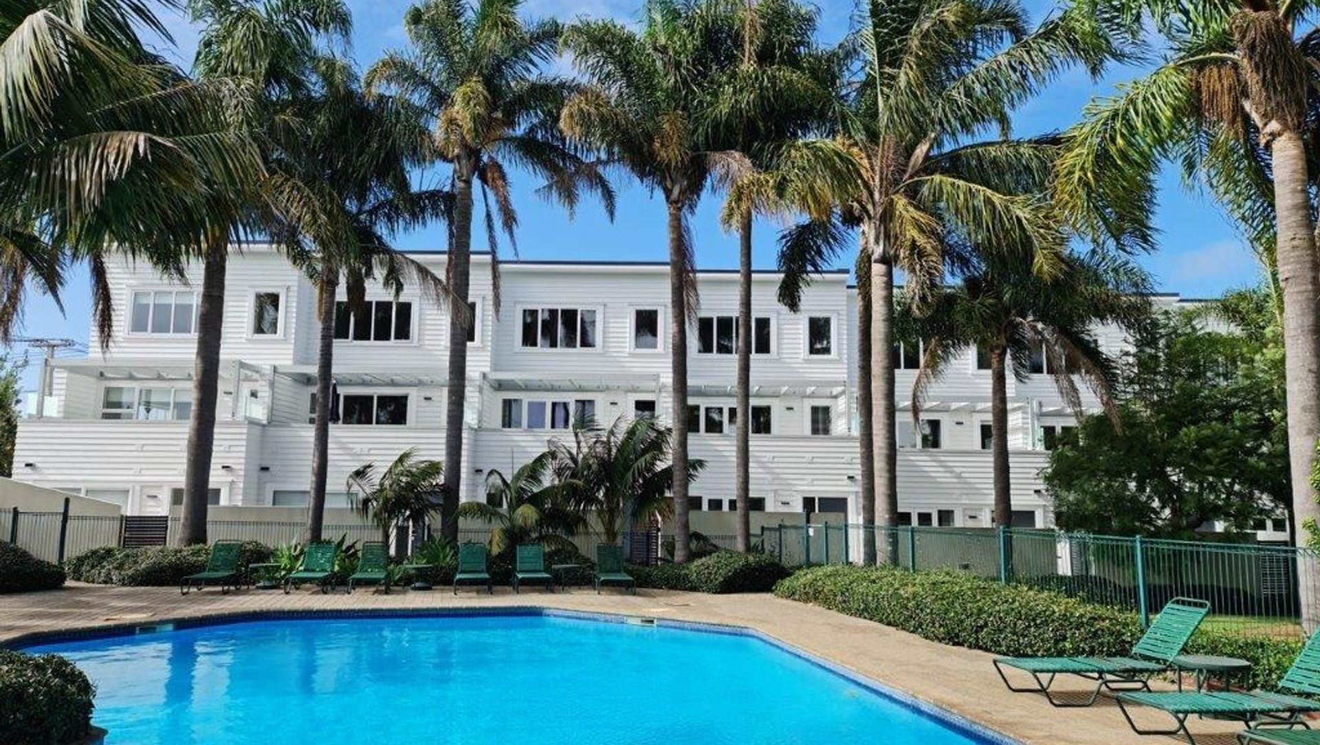 Remedial Works to 24 x townhouses, Ellerslie, Auckland banner