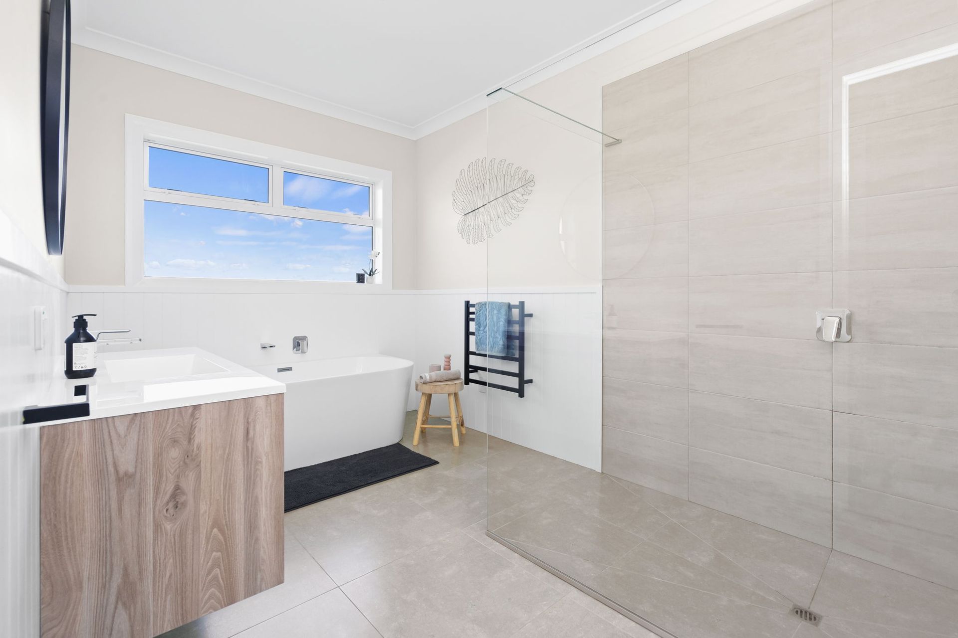 24-web-or-mls-20-Purakau-Rd-5.jpg