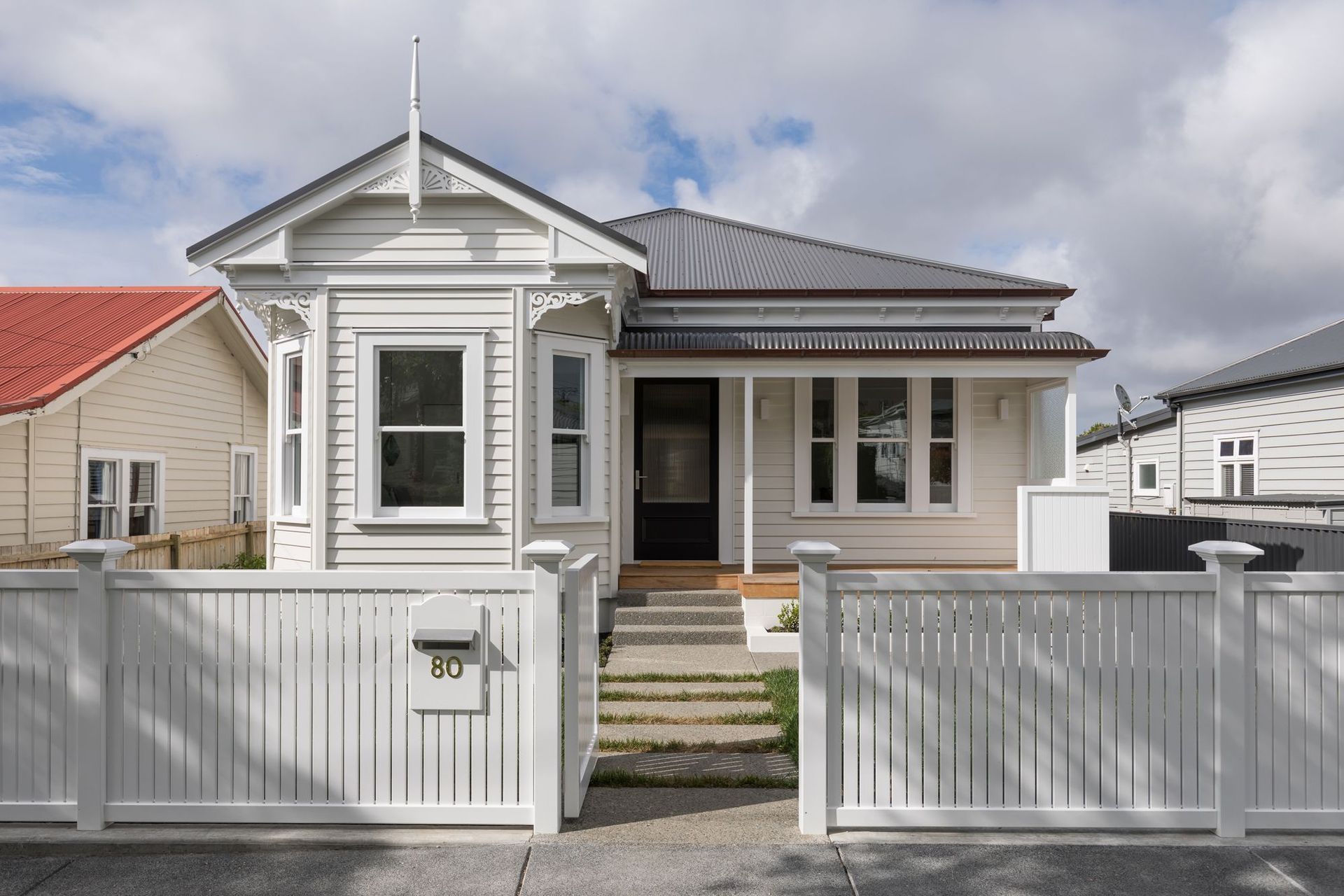 Villa Reno in Auckland by KKID and Malcolm Walker