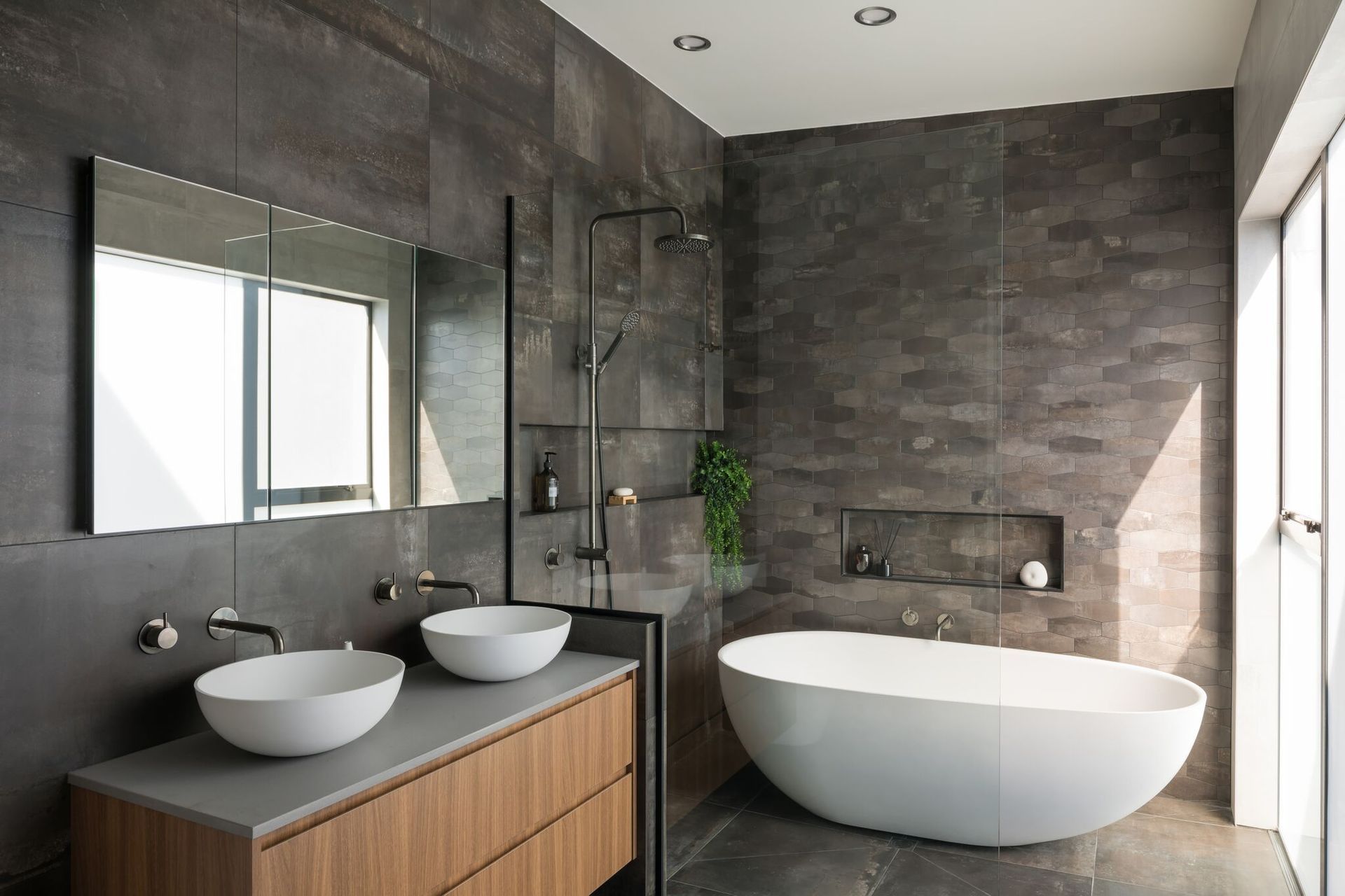 Ensuite