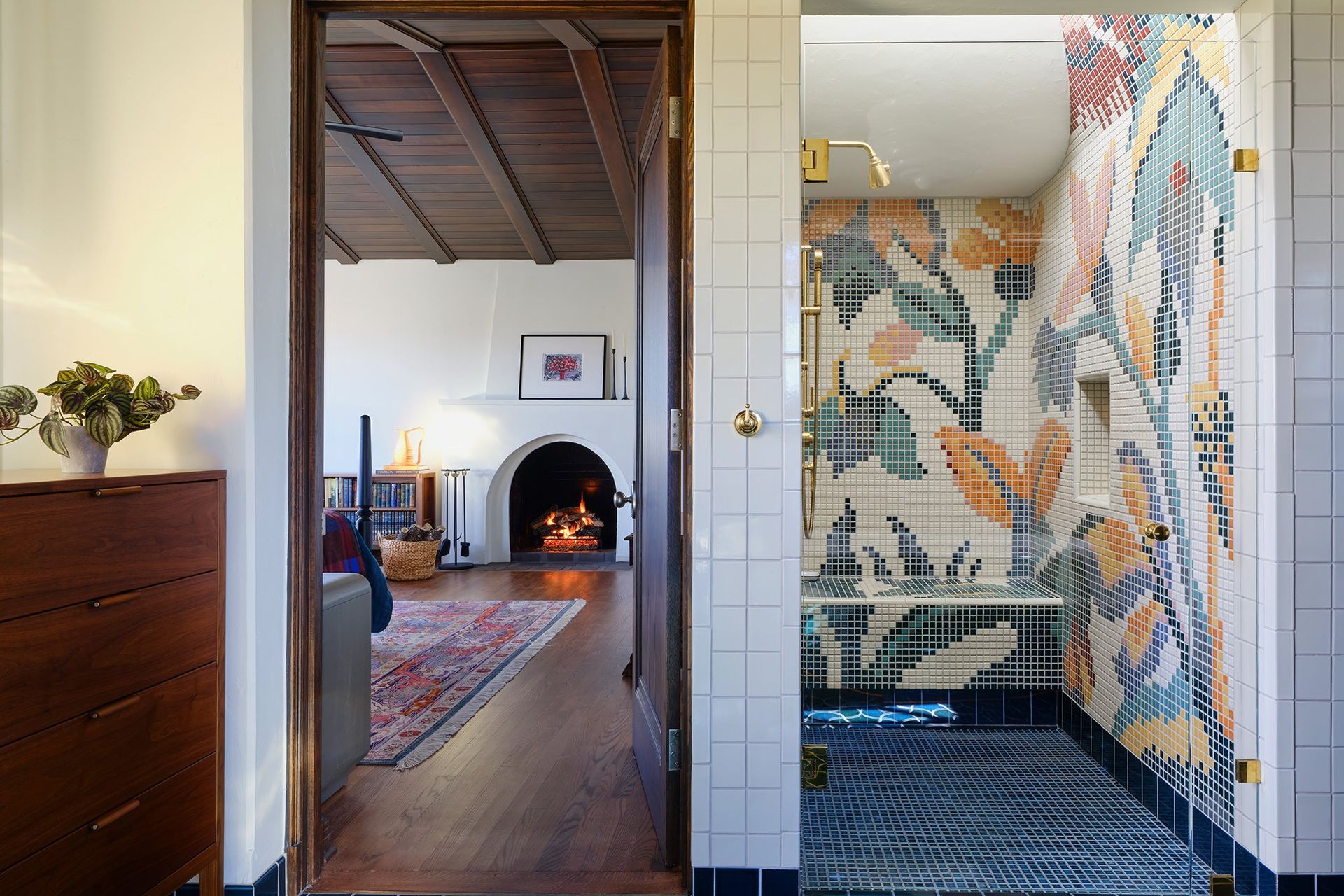 7TexasRanchHouseCuppettKilpatrickArchitectureandInteriorDesignAustinTexasspanish-mexican-colonial-revival-bathroom-woodbeams-mosaic-tile-mural-shower-skylight.jpg