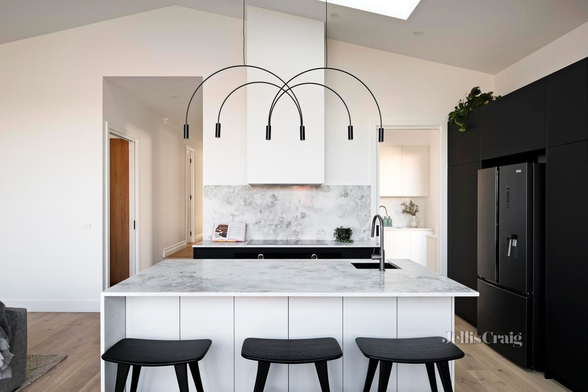 AX-i1000FS-SS-Parkview-House-Thornbury-VIC-Interior-4.jpeg