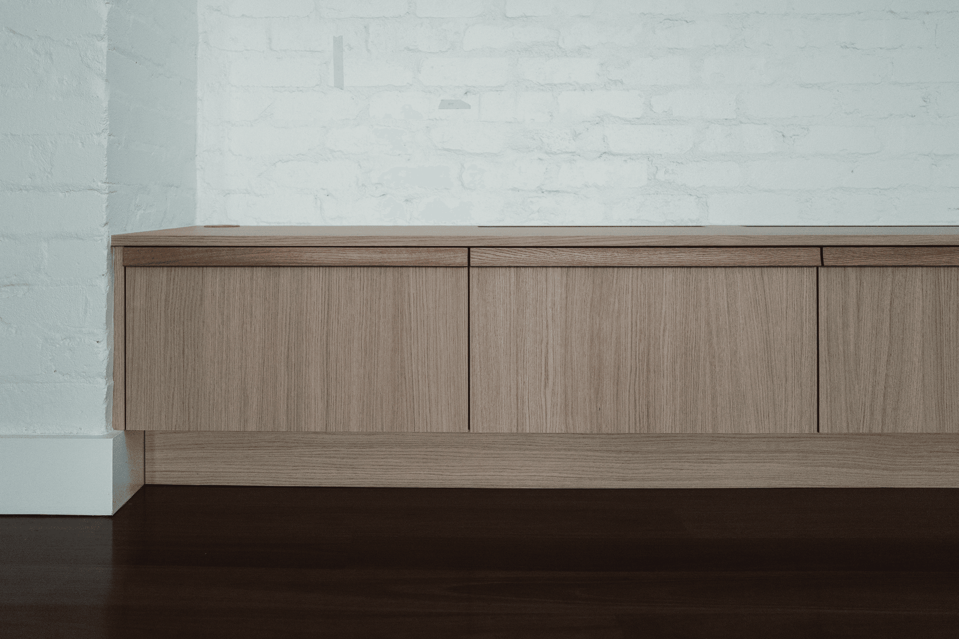 AnnaCarinDesignTouchHandlesCustomJoineryTheBlockHandles.png