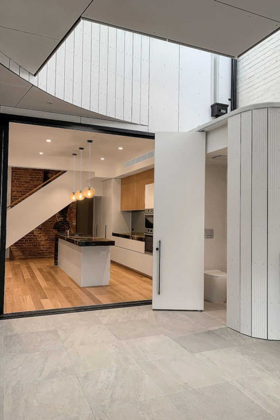 BRIDGE HOUSE