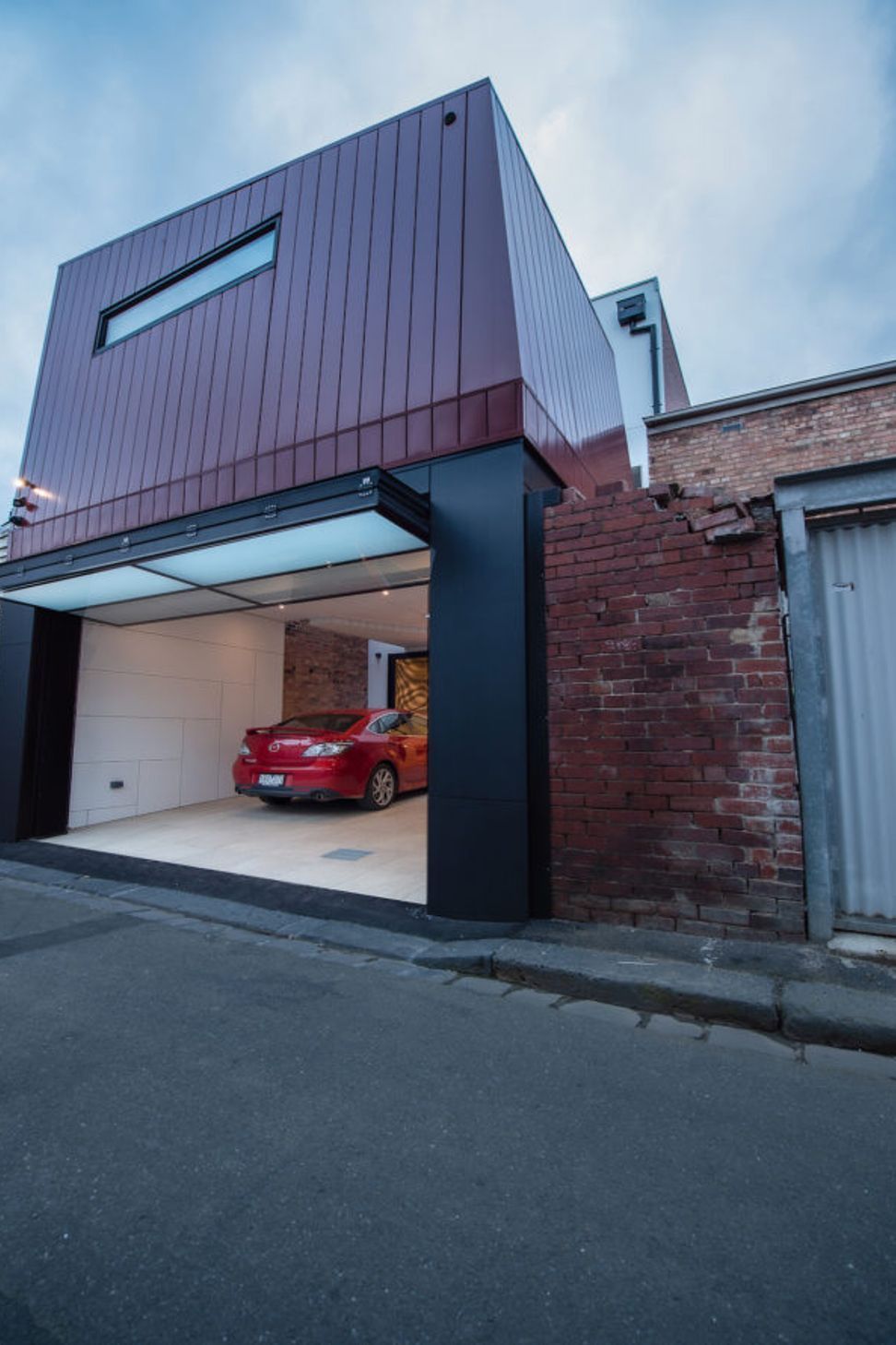 BRIDGE HOUSE
