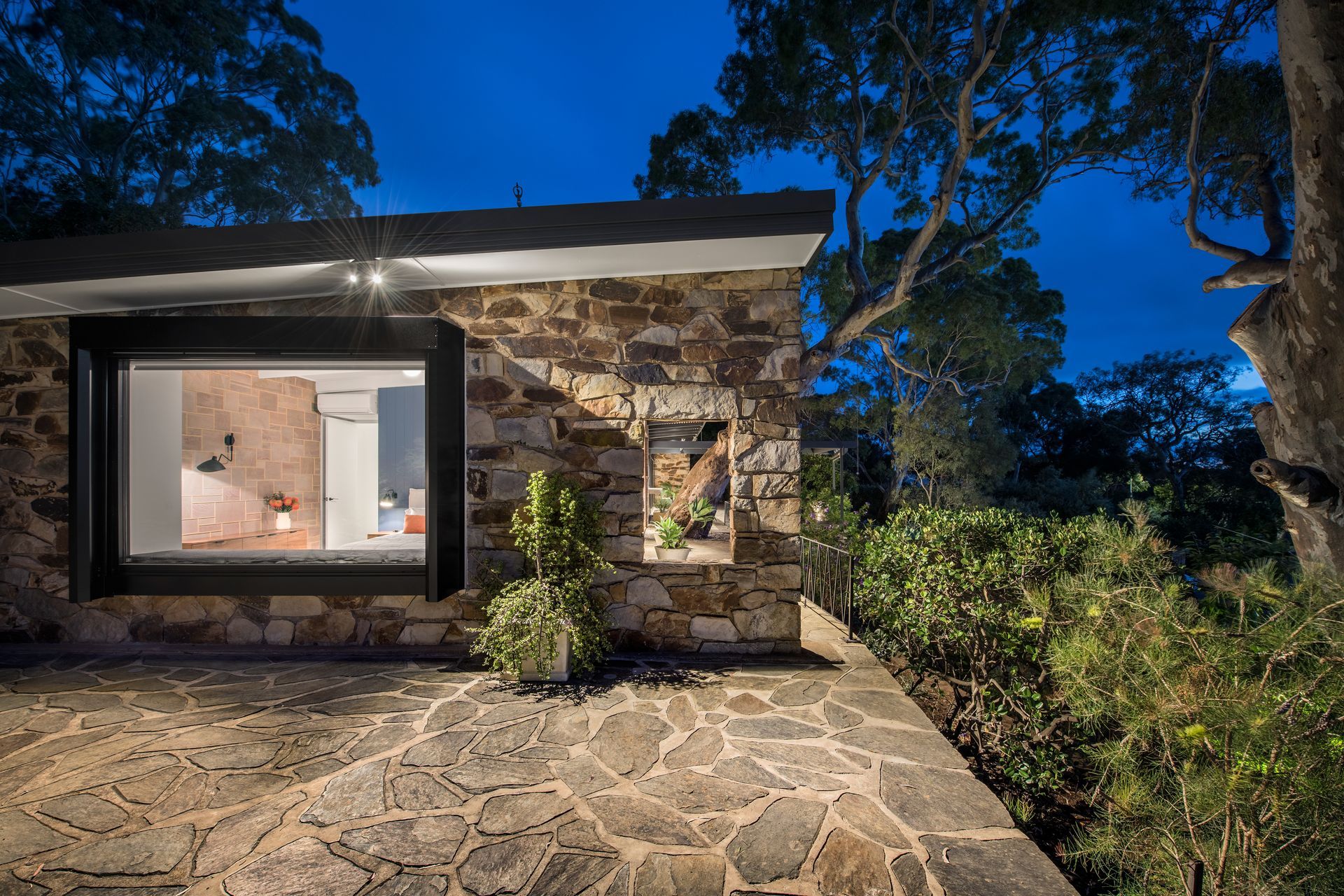 Stonewall House