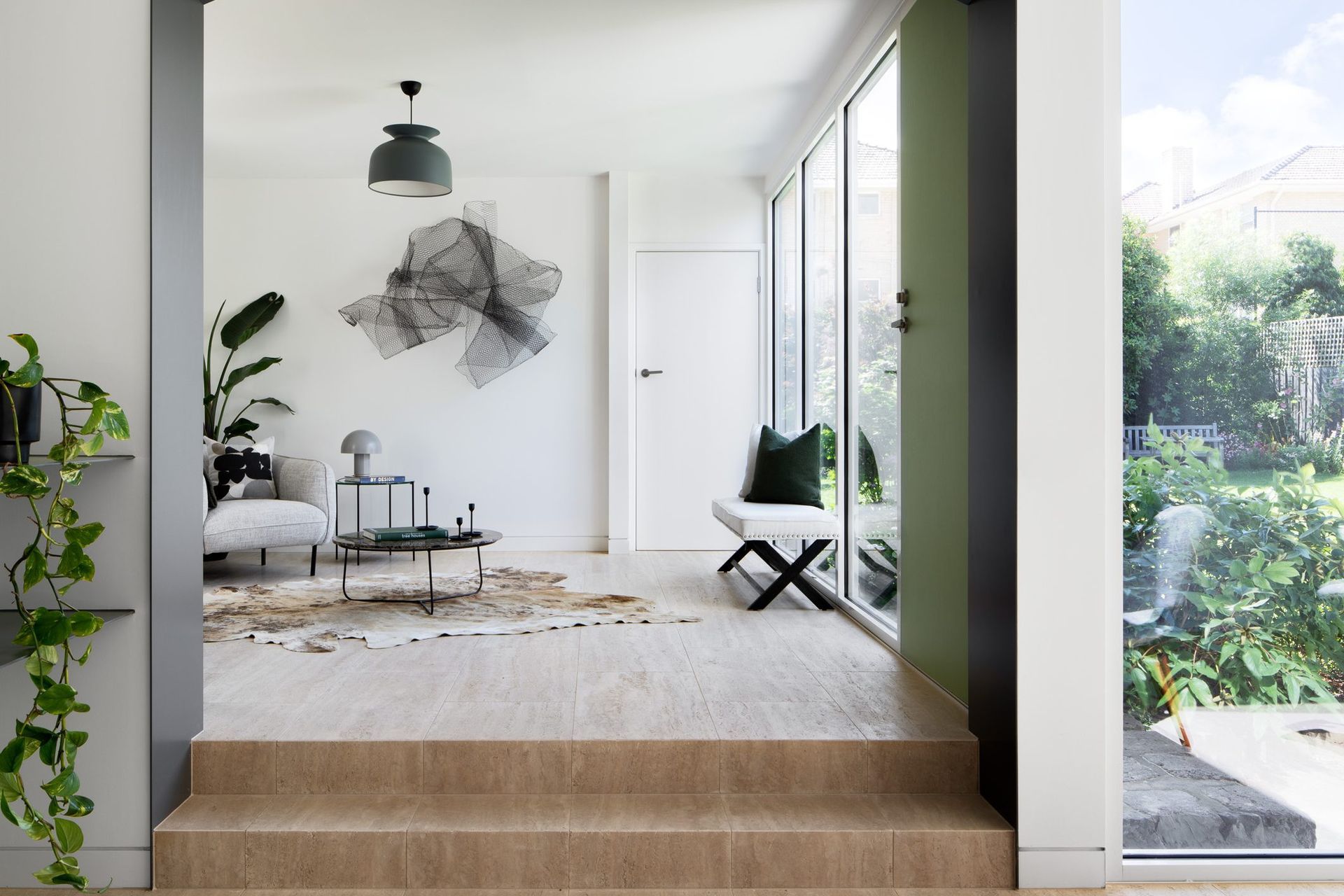 Curve House