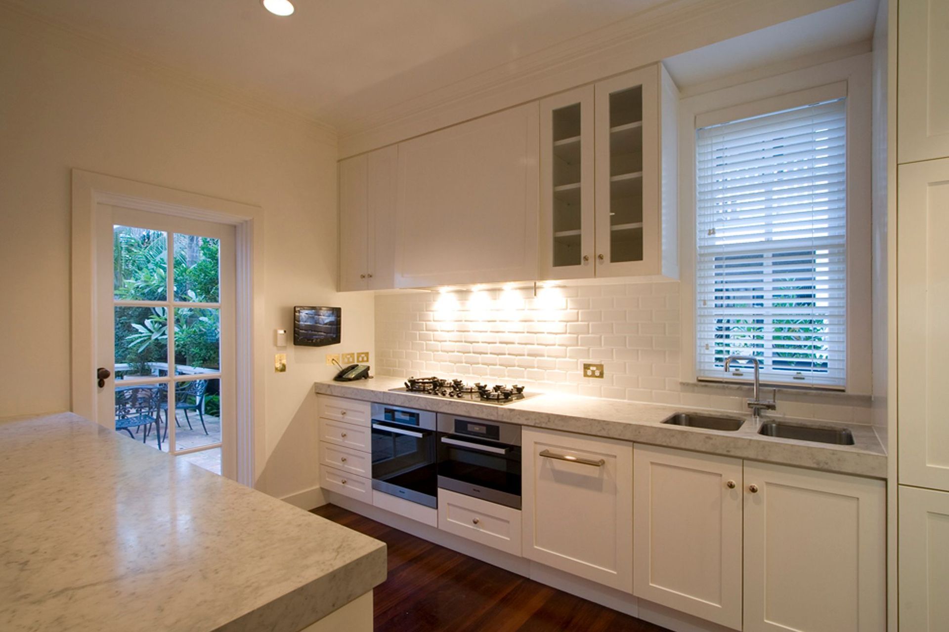DOUBLE-BAY-HOUSE05.jpg