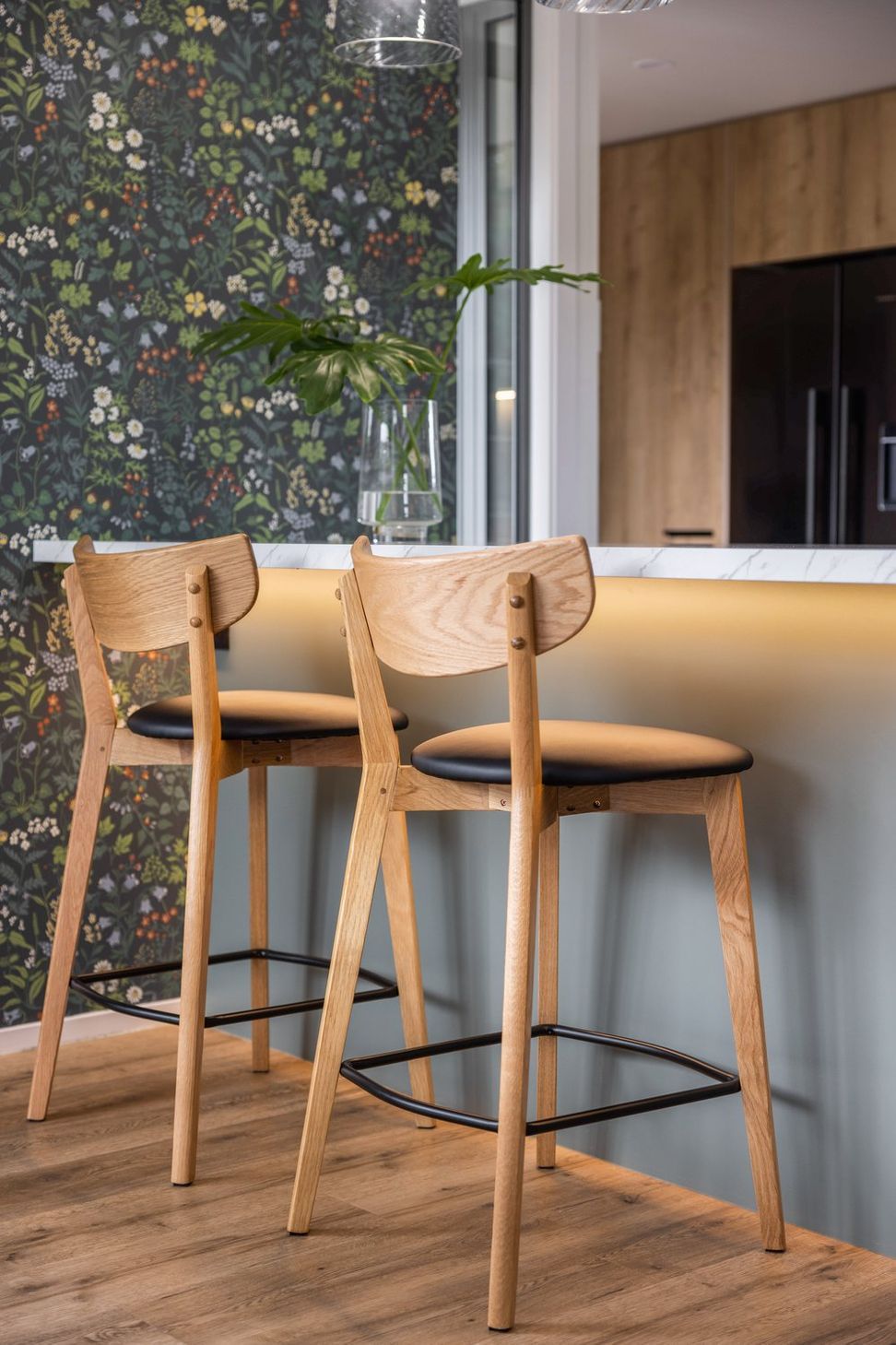 70s Vibe / Peter Bevan Architectural Home Kitchen Renovation