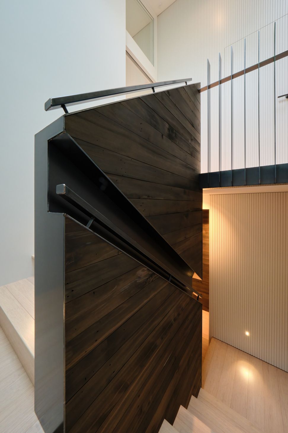 Loch-View-Queenstown-stair.jpg