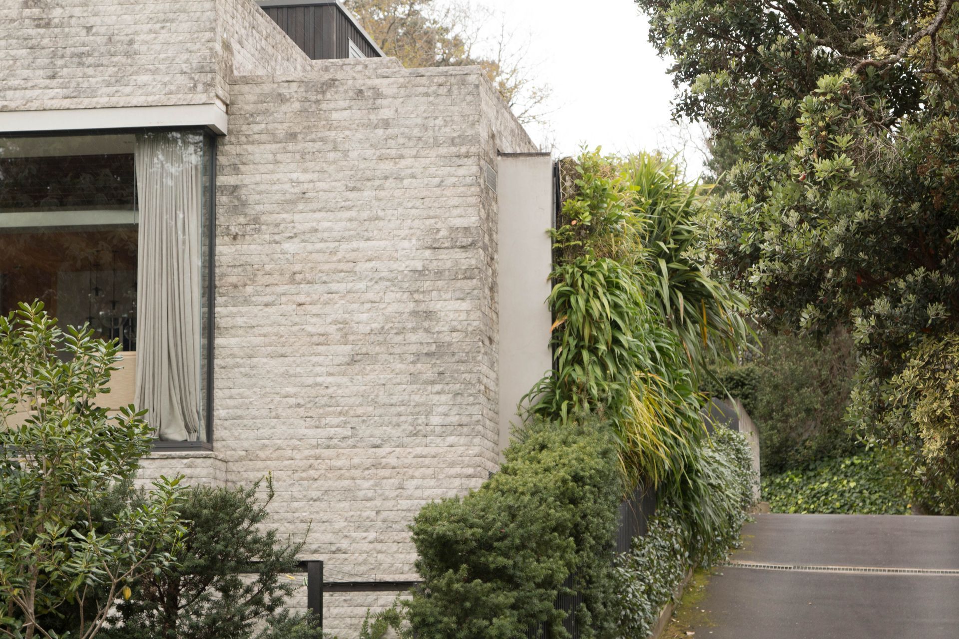 Parnell Green Wall