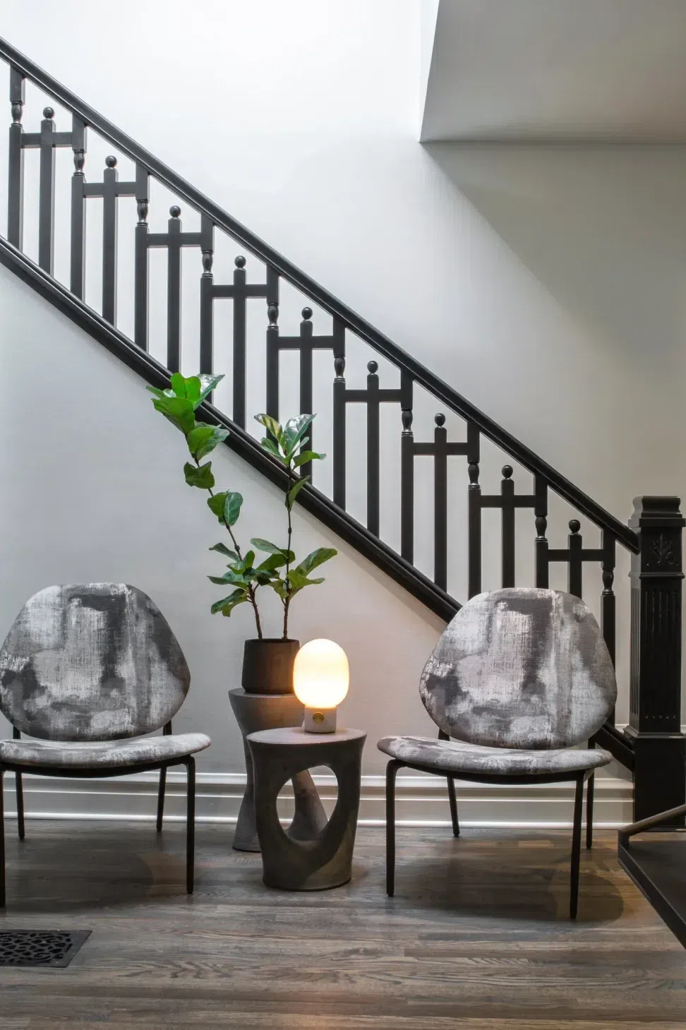 NMI-BucktownWorkersCottage-Foyer1-2017JH.webp