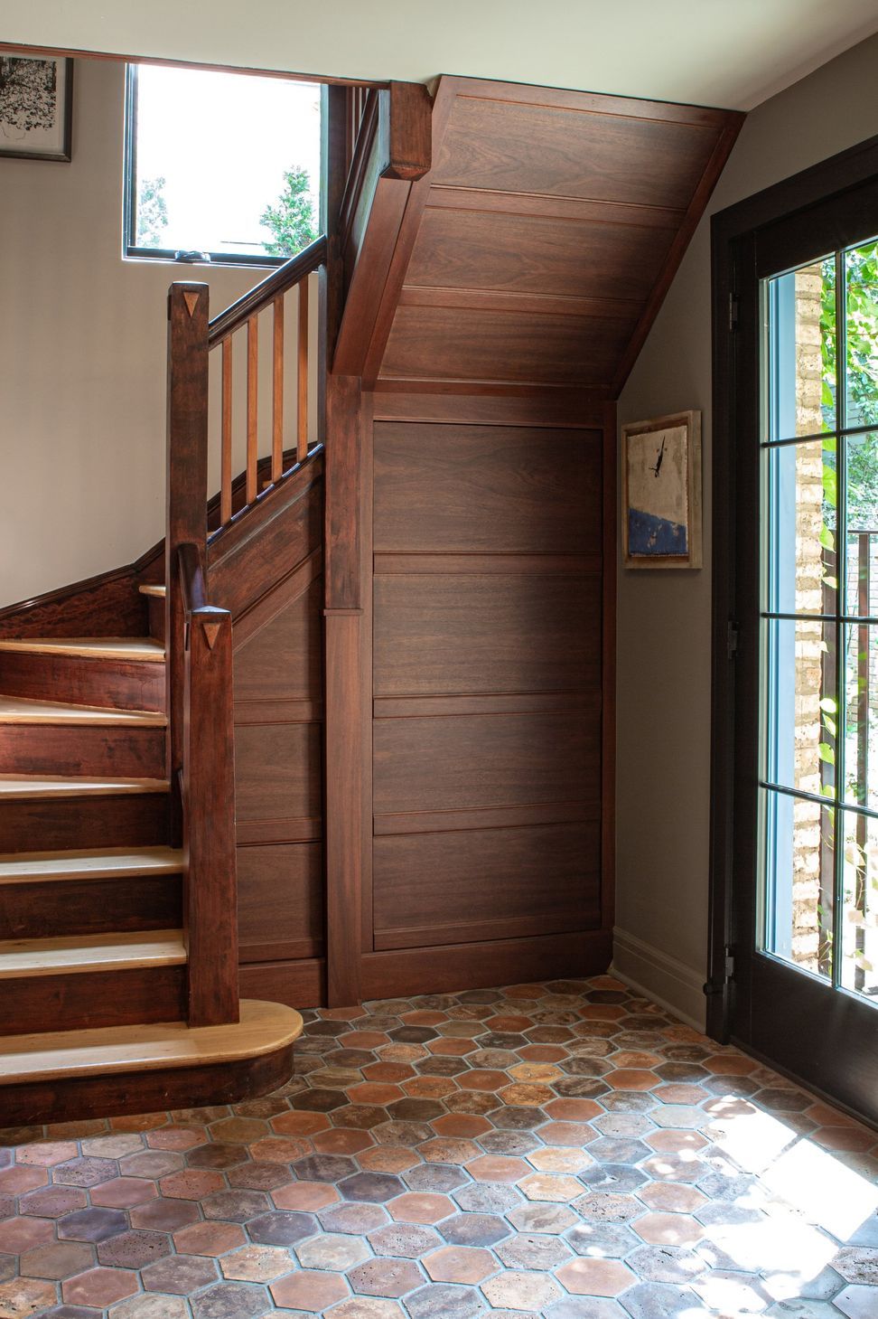 NMI-EvanstonWorkersGarage-Foyer-3sm.jpg