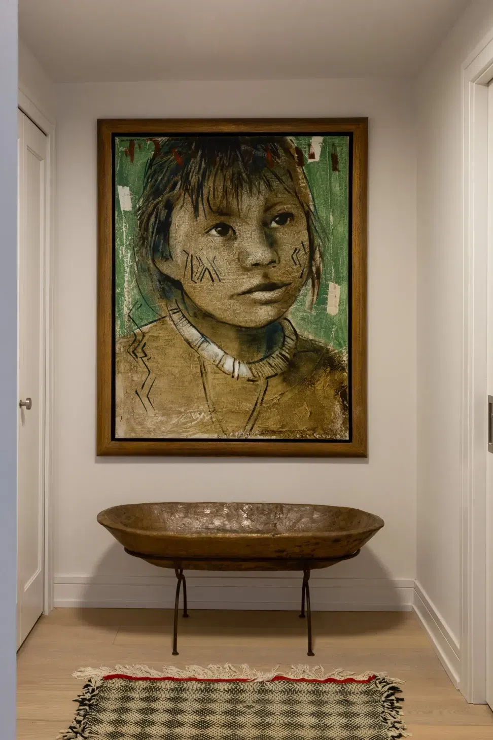 NMI-LakeshoreEast-Hallway-1.webp