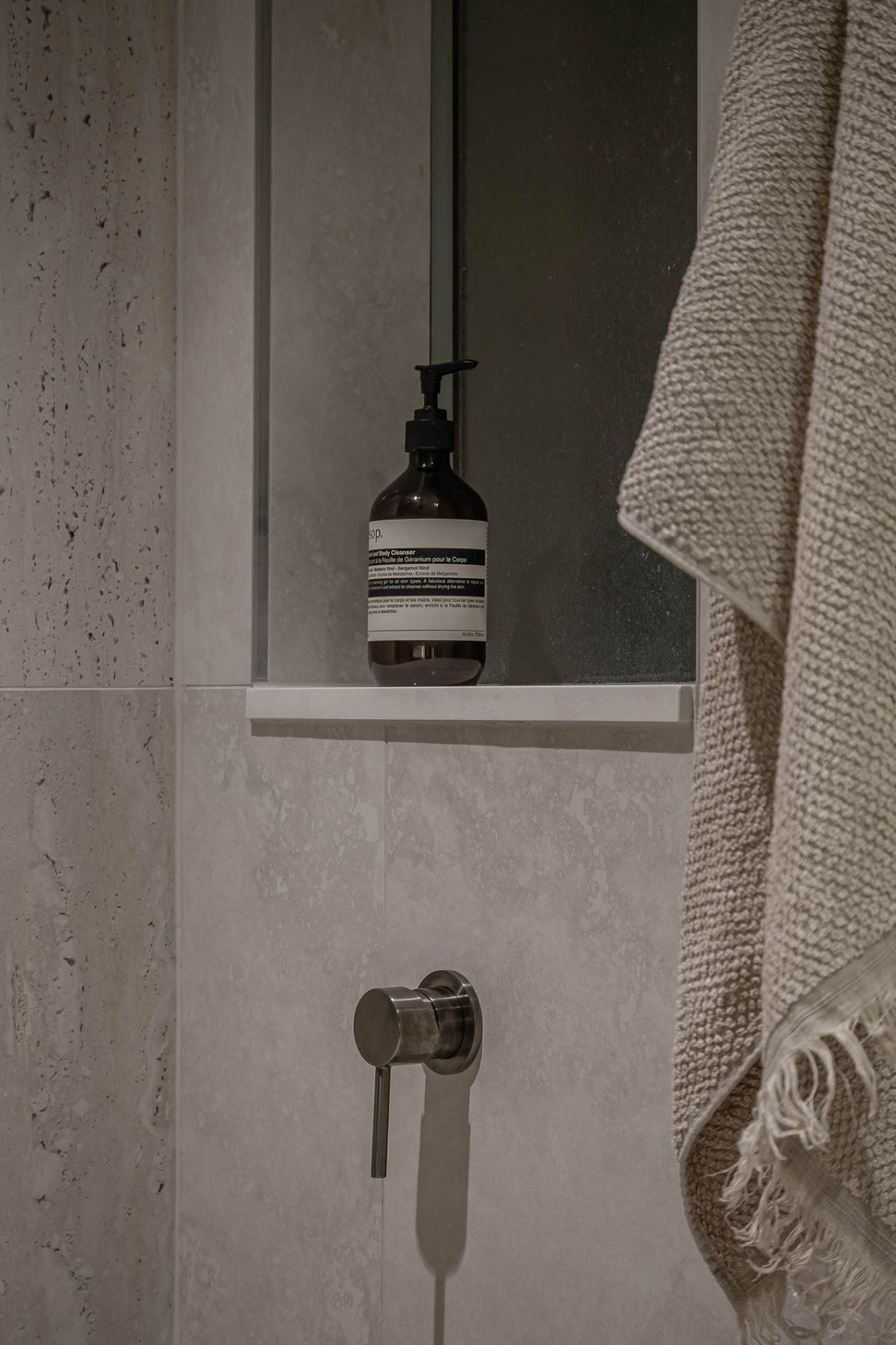 P1060723-v2.jpg