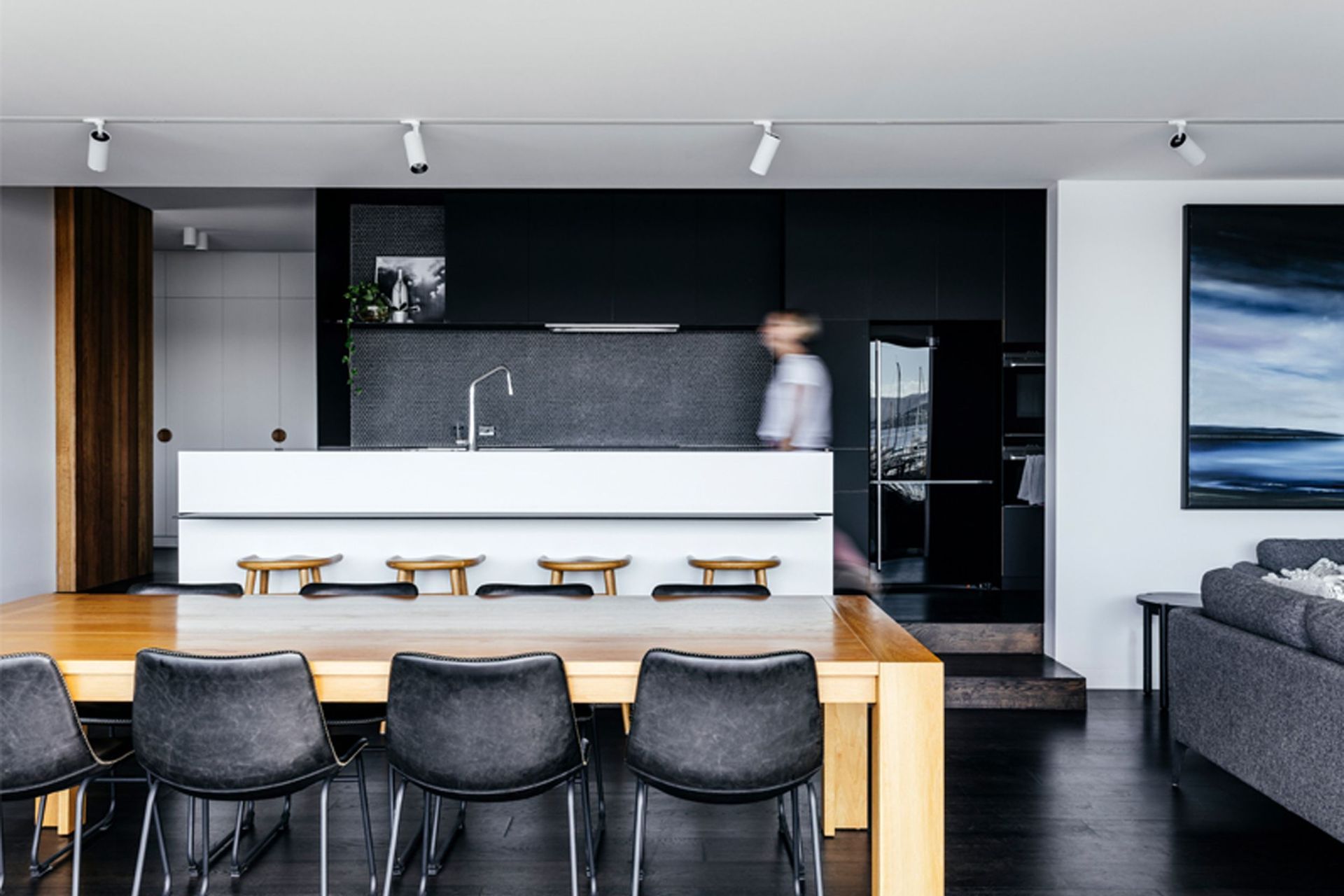 POINT-VIEW-HOUSE-5.jpg