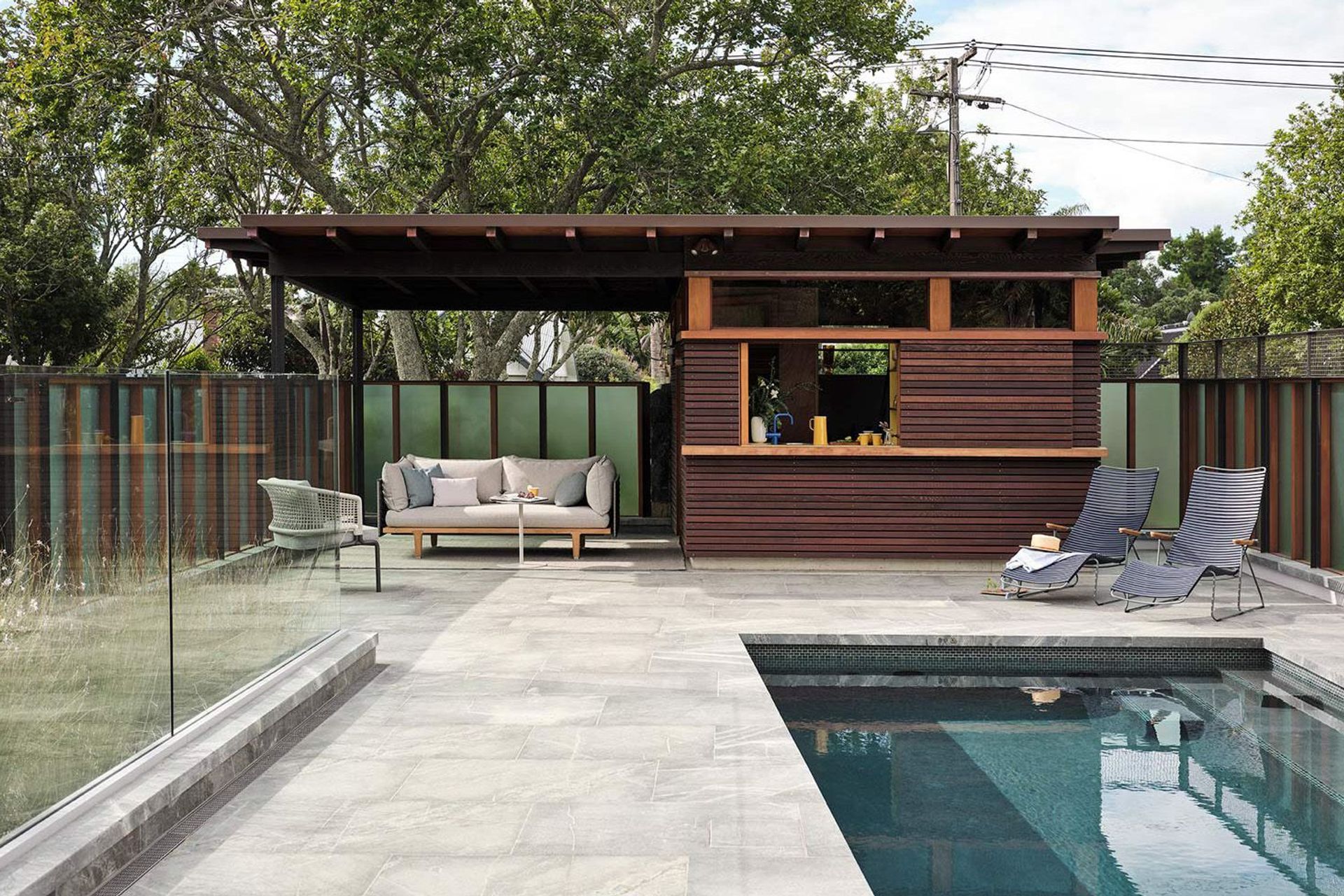 PoolHouseJP01.jpg