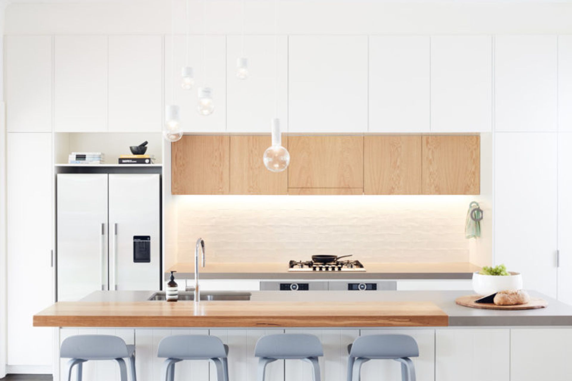 HAWTHORN EAST HOUSE