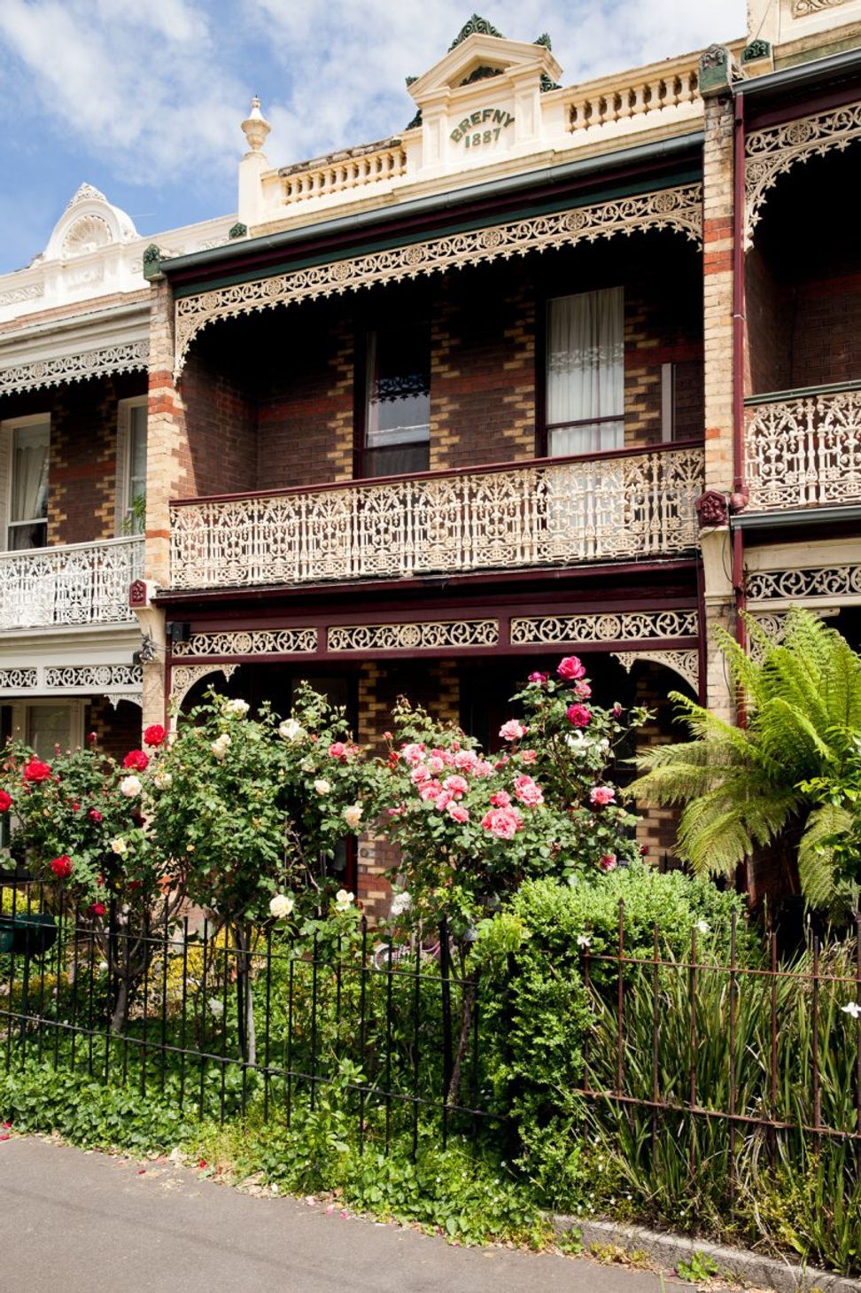 HAWTHORN HOUSE