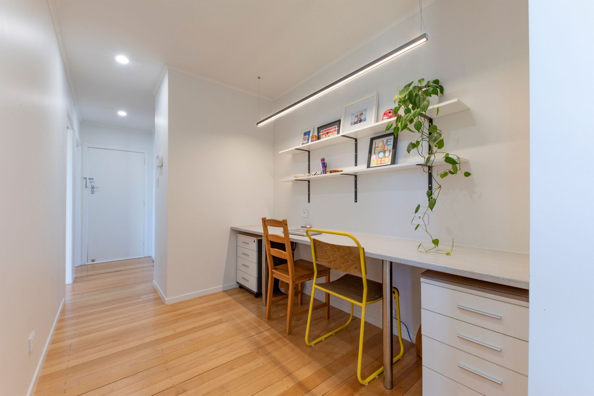 Laura St, Auckland