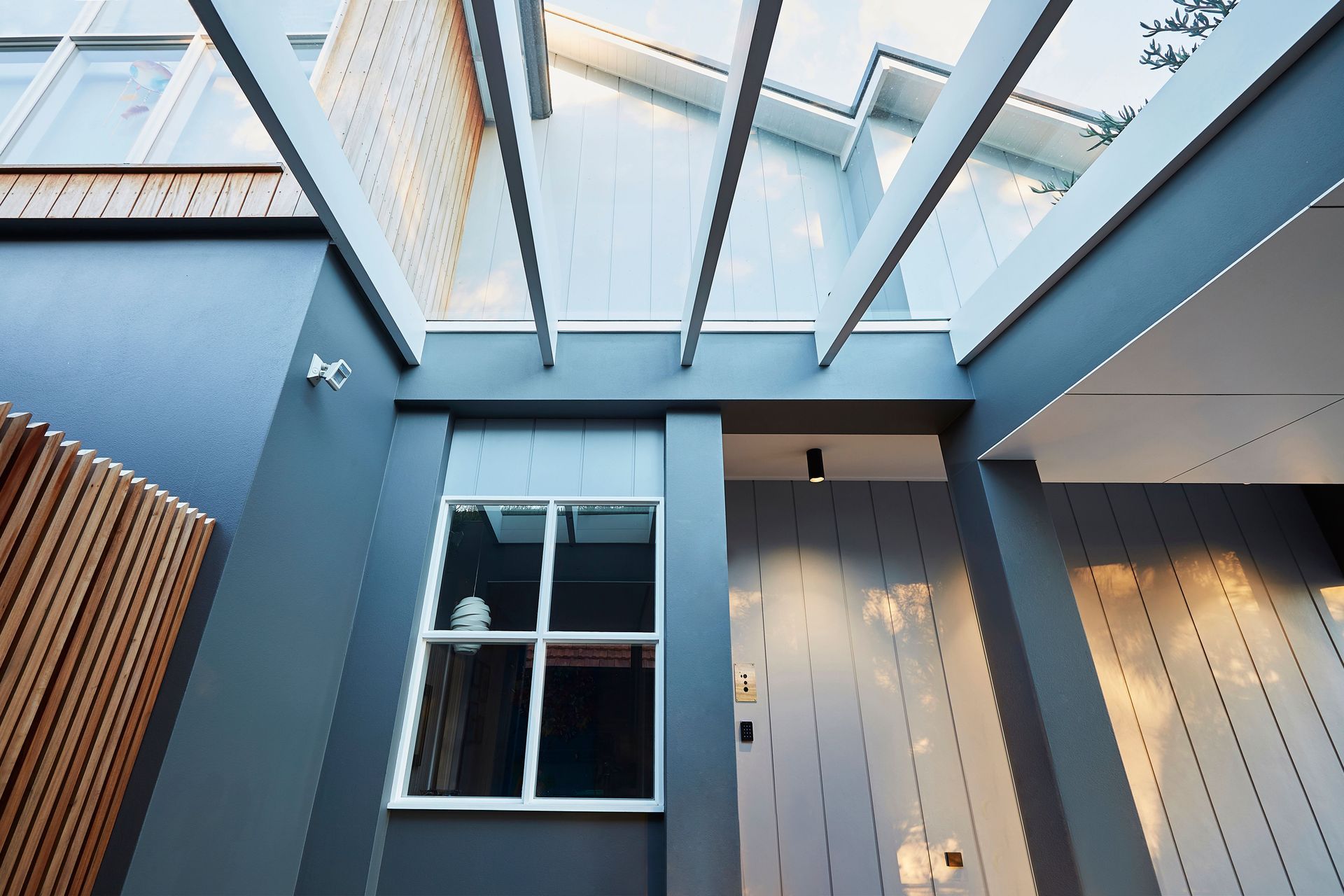 Manly House 04
