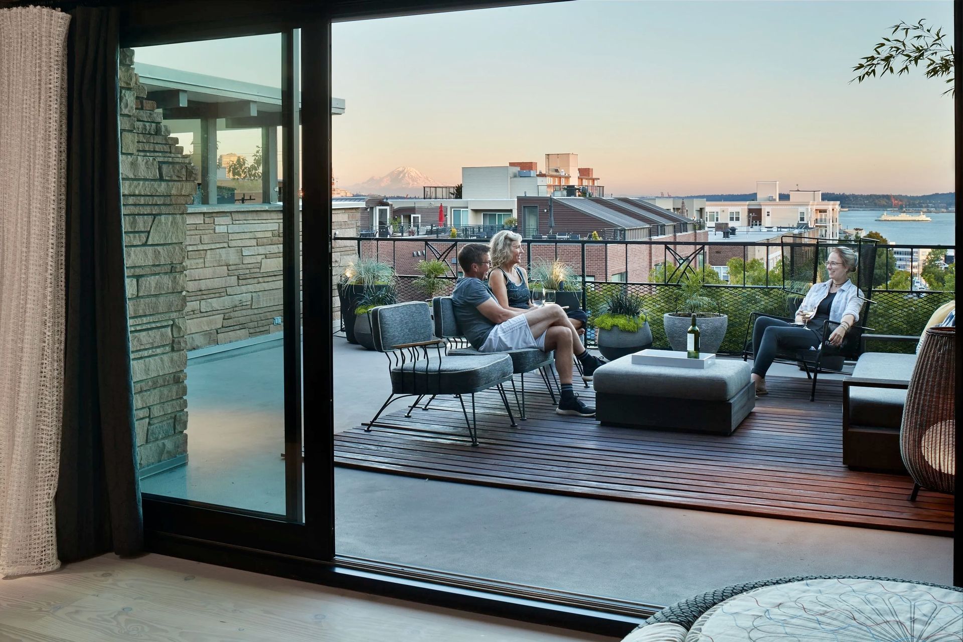 SkB-WRoyResidence-01-ap-compressed-v2.jpg
