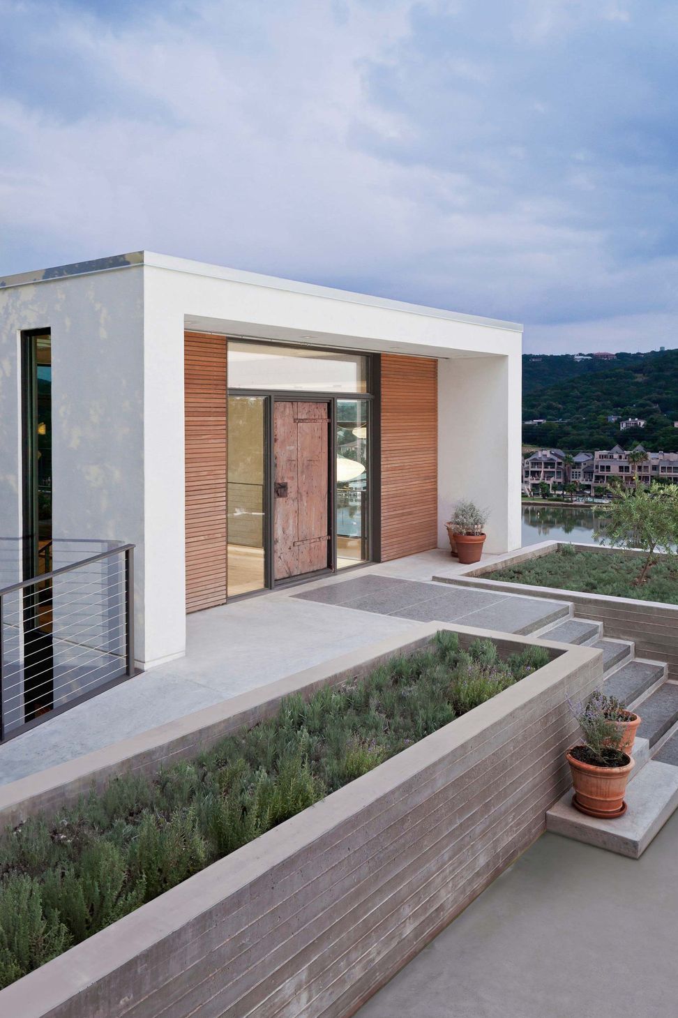 Specht-NovakCliffside-Residence01.jpg