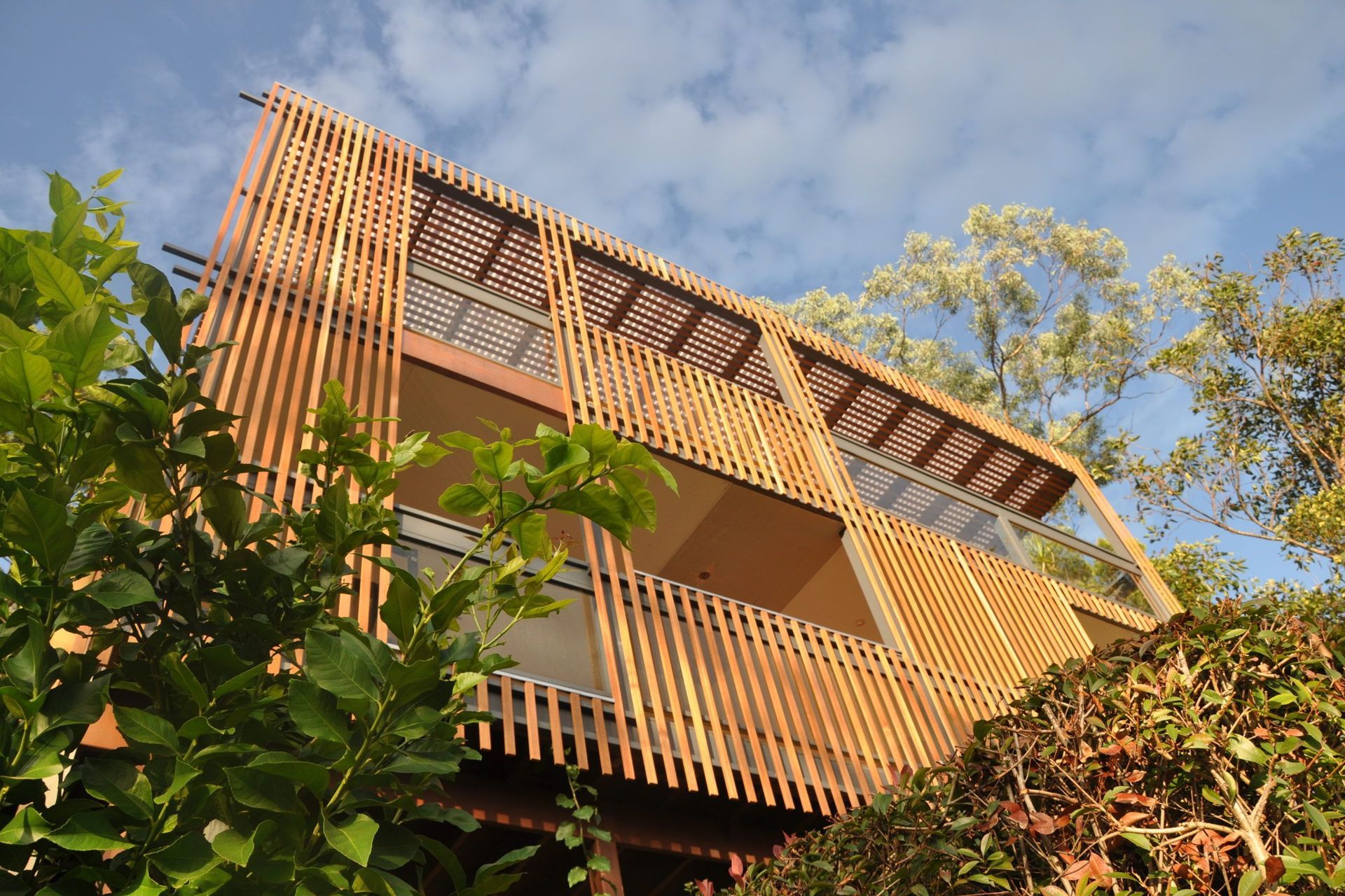 Western Sunshade