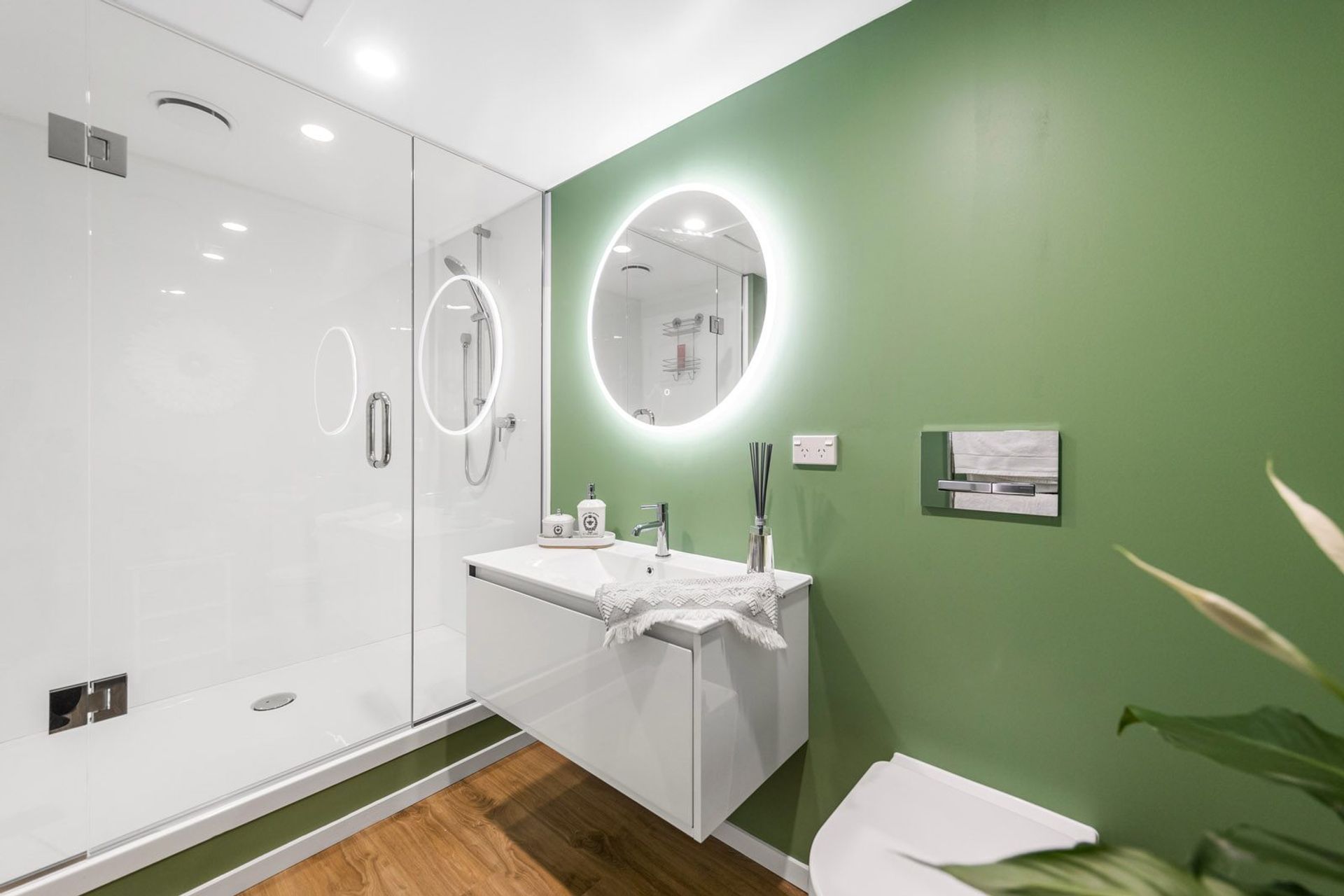 bathroom-v13.jpg