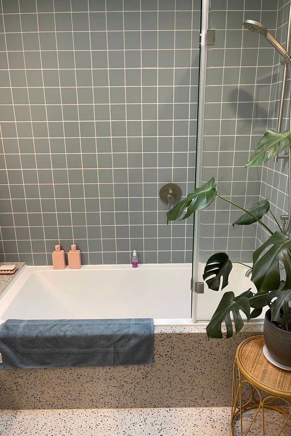 childrens-bathroom.jpeg