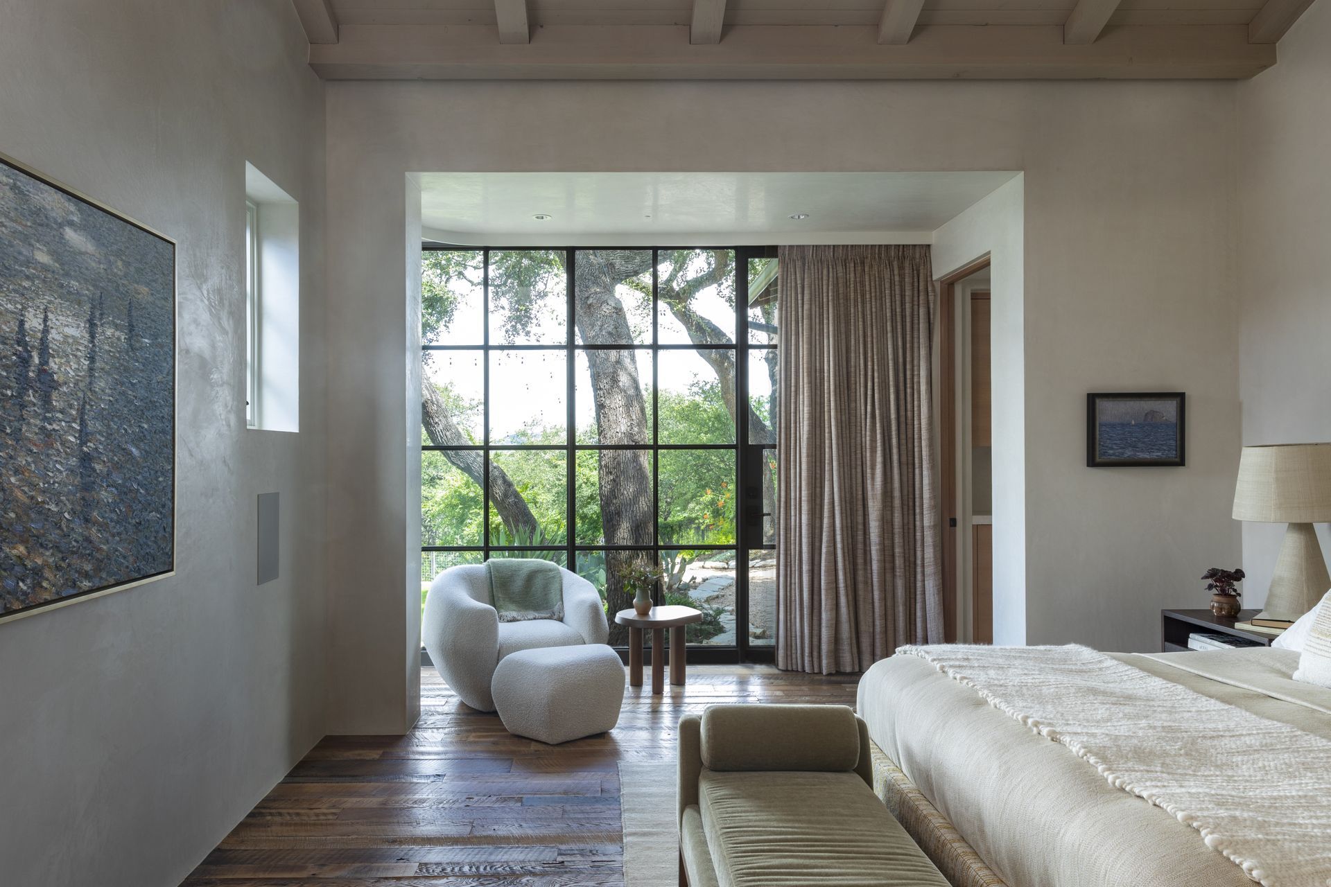 cravotta-interiors-west-austin-primary-bedroom-pierre-yovanovitch-vaulted-beams-austin.jpg
