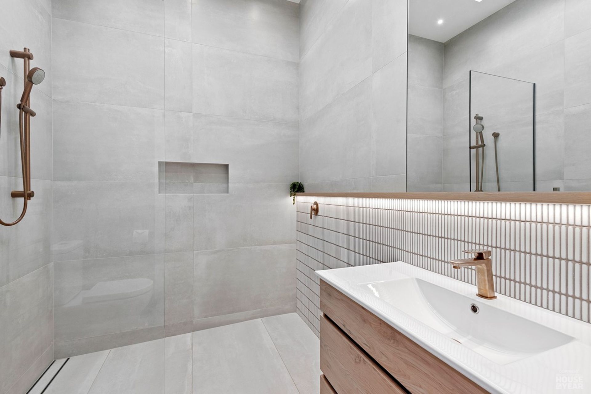 Modern Elegance