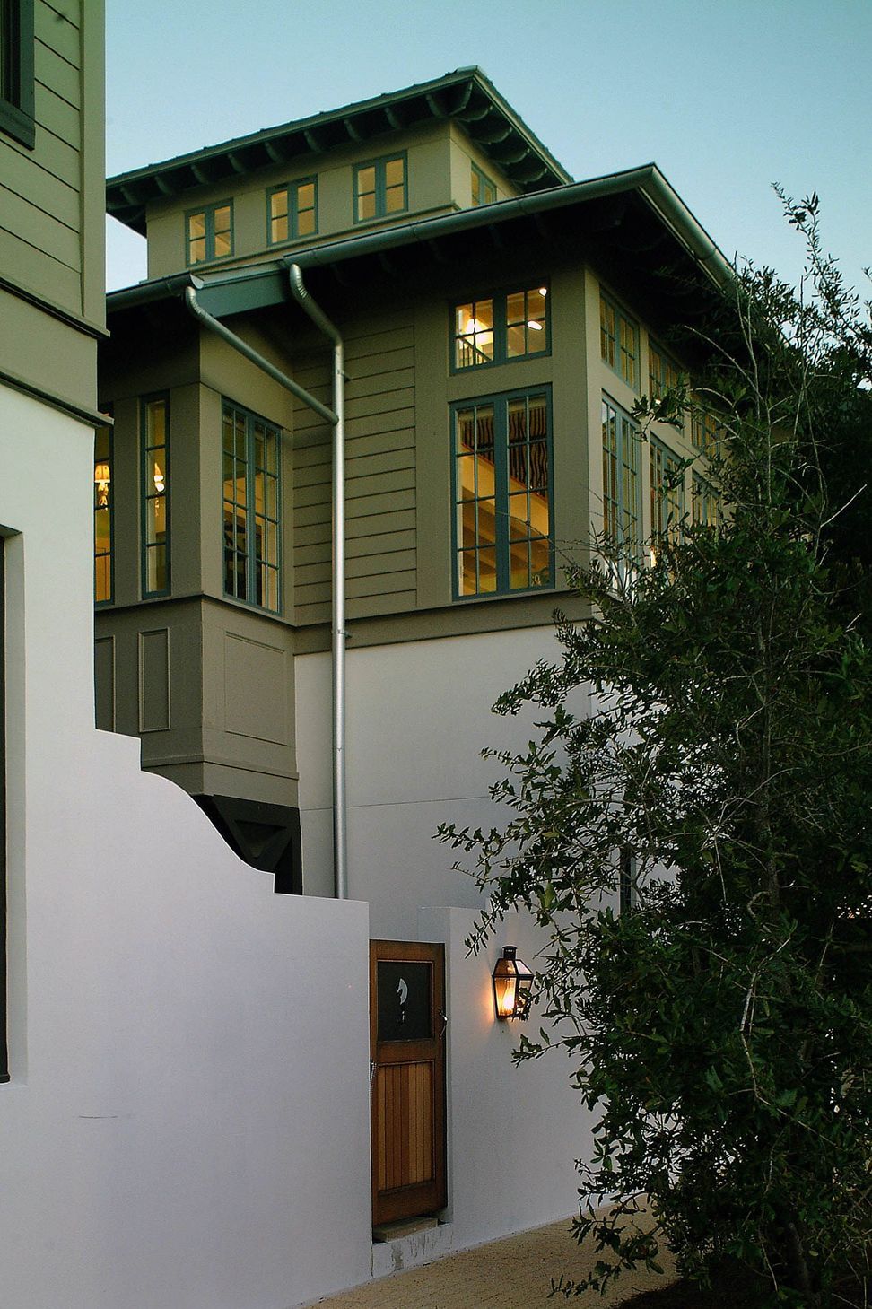 imgi10Carriage-House-Detail.jpg