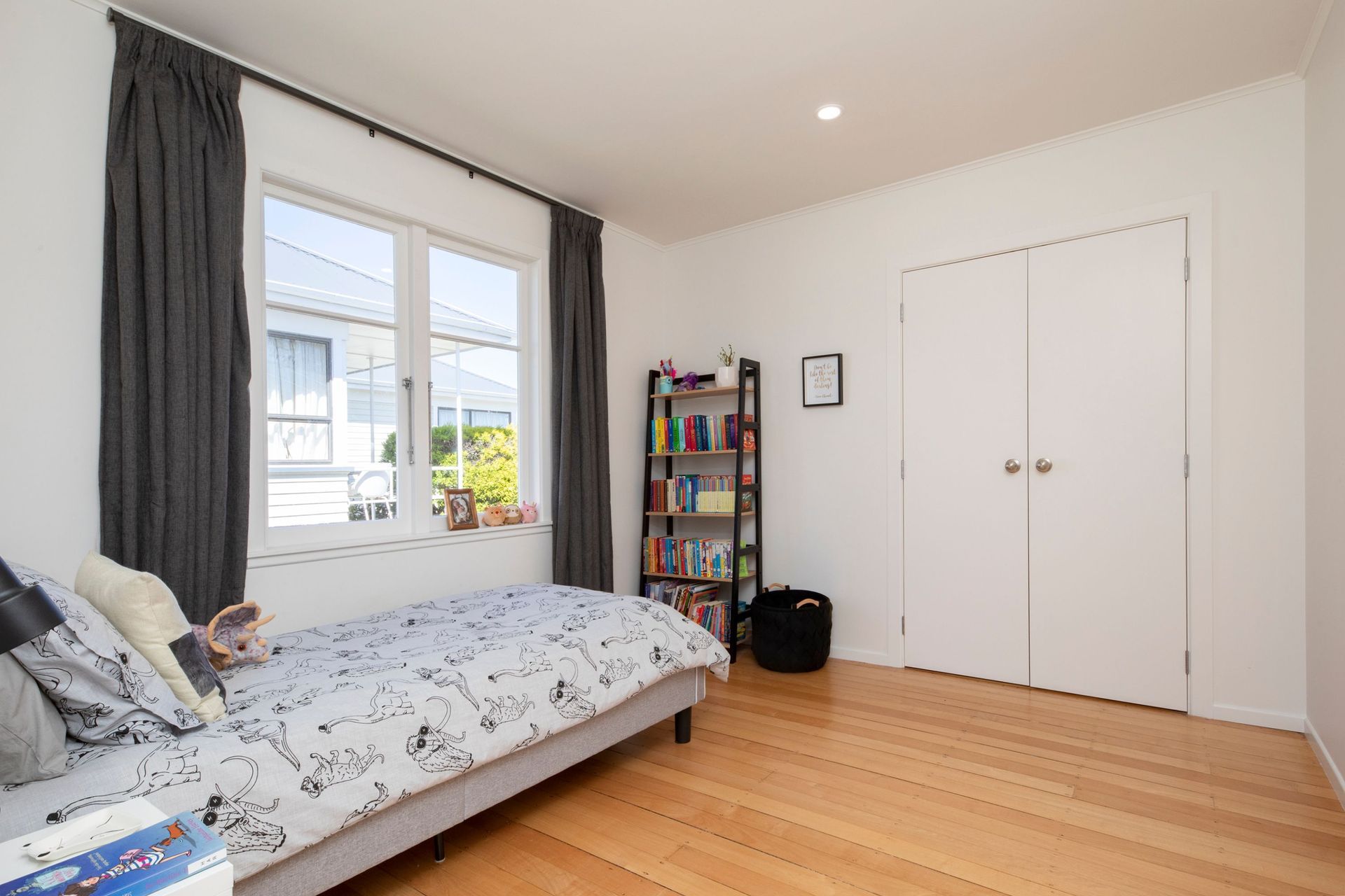Laura St, Auckland