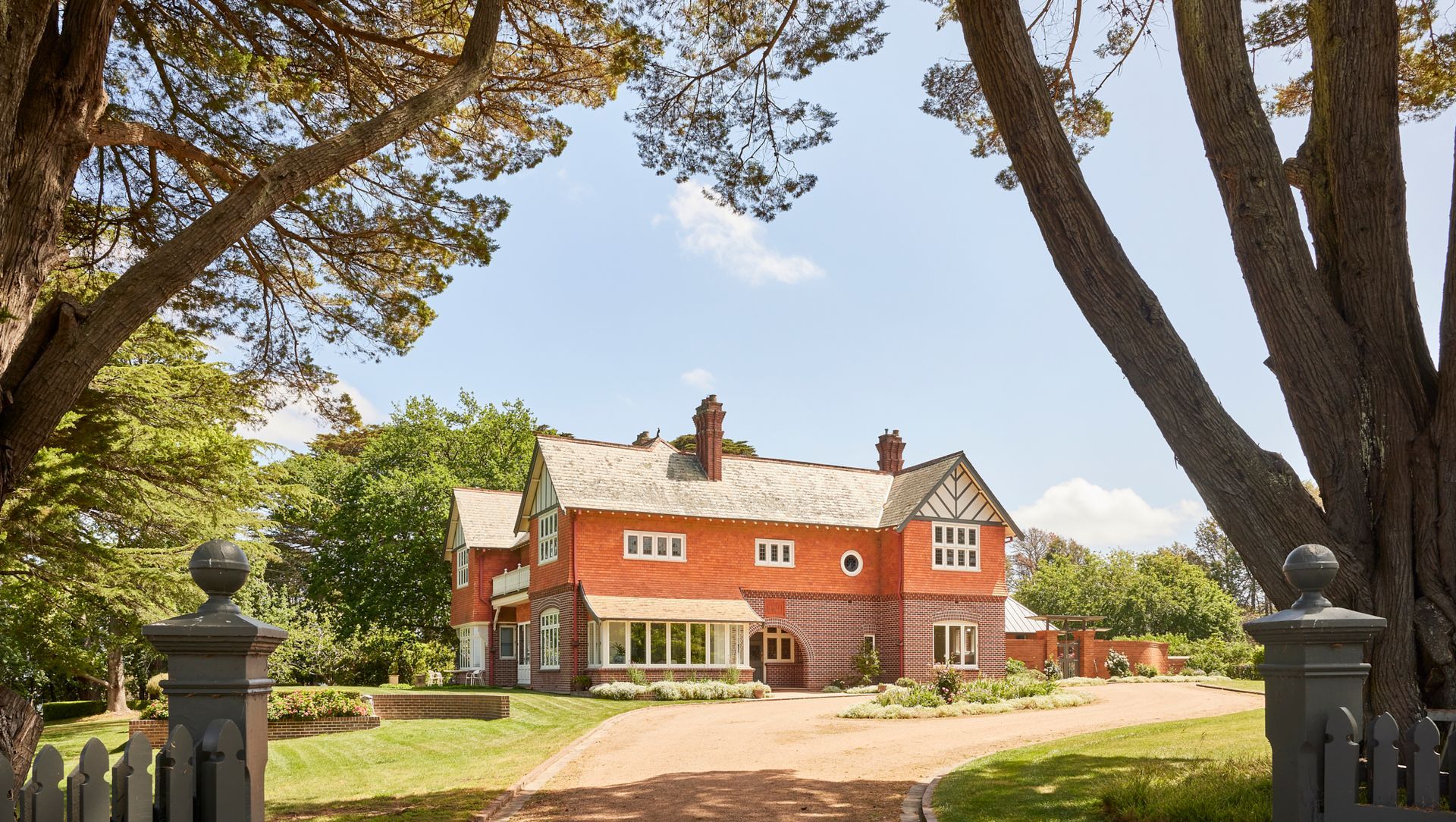 Highfield, Federation Arts &amp; Crafts residence built 1901, restored and extended for a new generation.