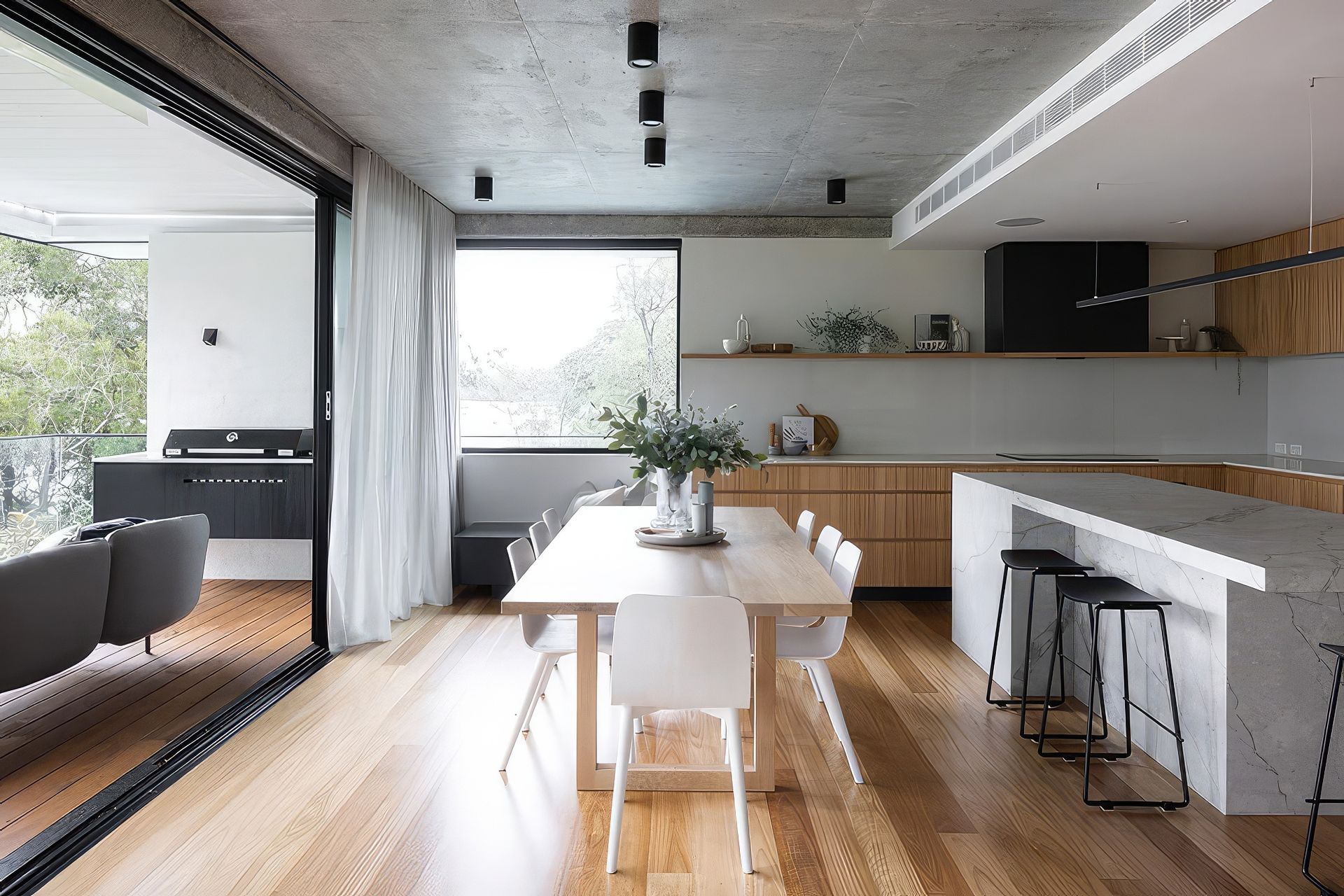 upMATTBUILD-Lilli-Pilli-Main-Slider-Image-32-1000x667-1-fix-standard-scale-200x.jpg