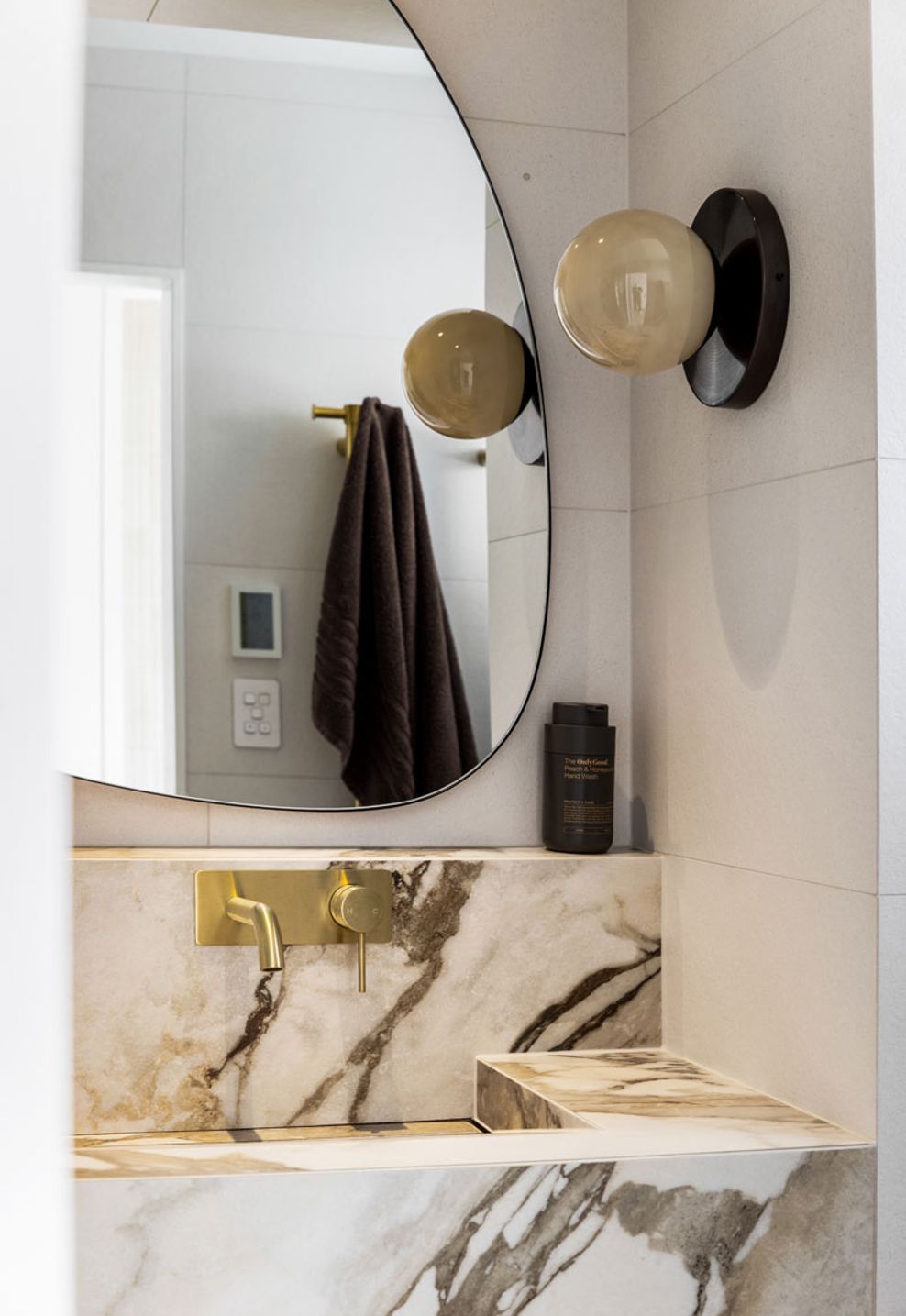 ze-build-bathroom-remodel-marble-vanity-brass-tap-auckland.jpg