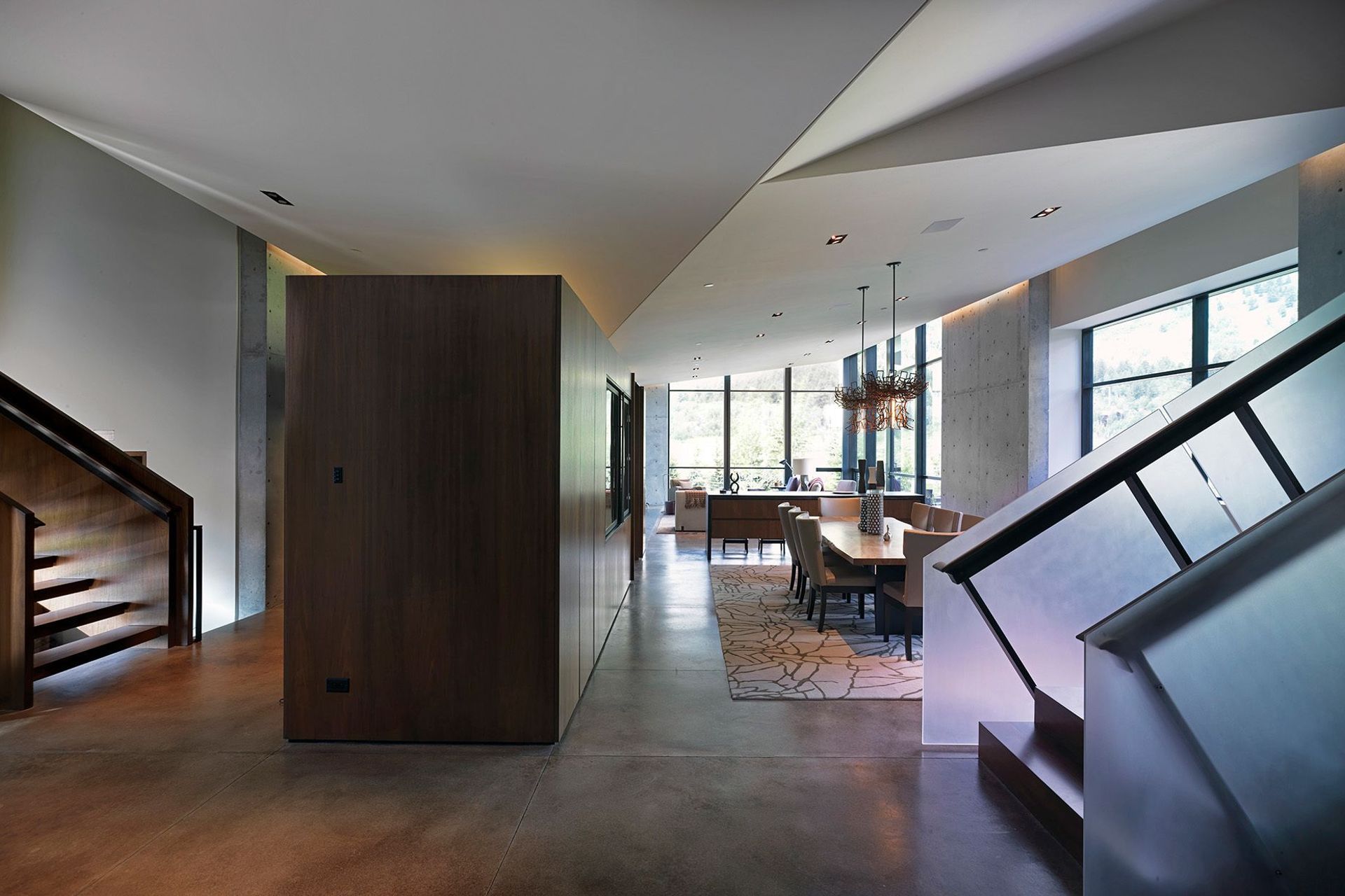 DiningLiving-DIAGONAL-HorizSMsRGB.jpg