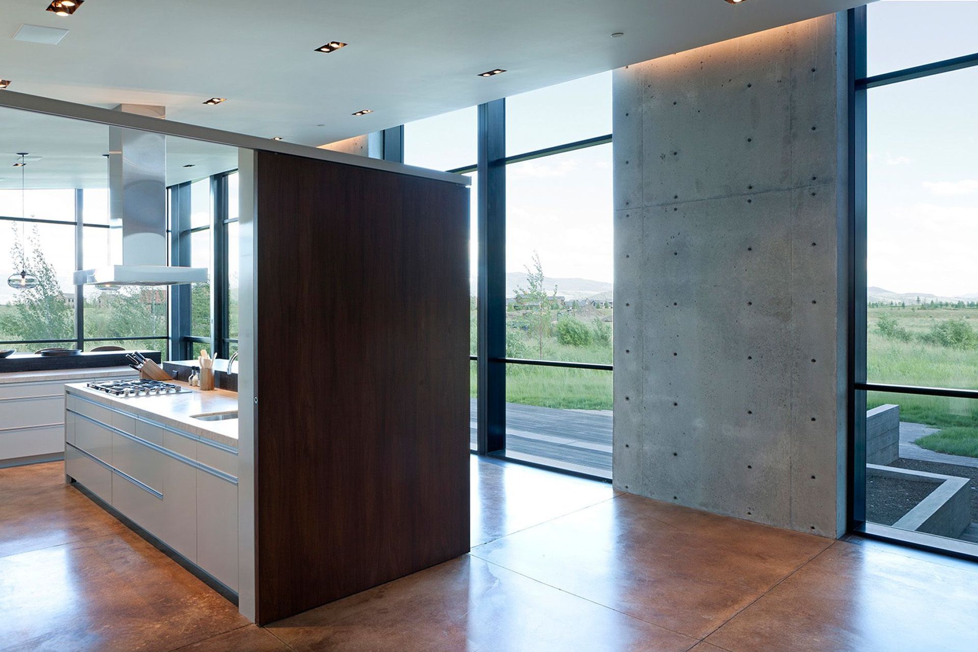 KitchenOutMG8779-DIAGONAL-HorizSMsRGB.jpg