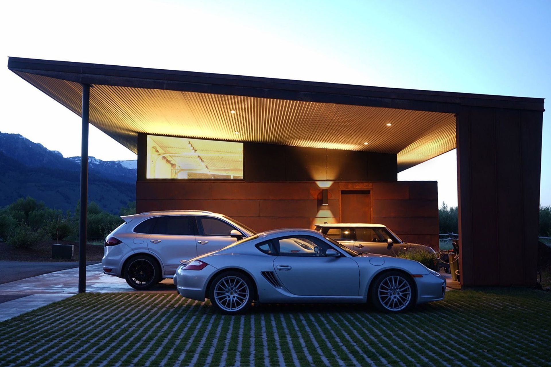 SDGarage-Shot-edited-SHOSHONE-HorizSMsRGB.jpg