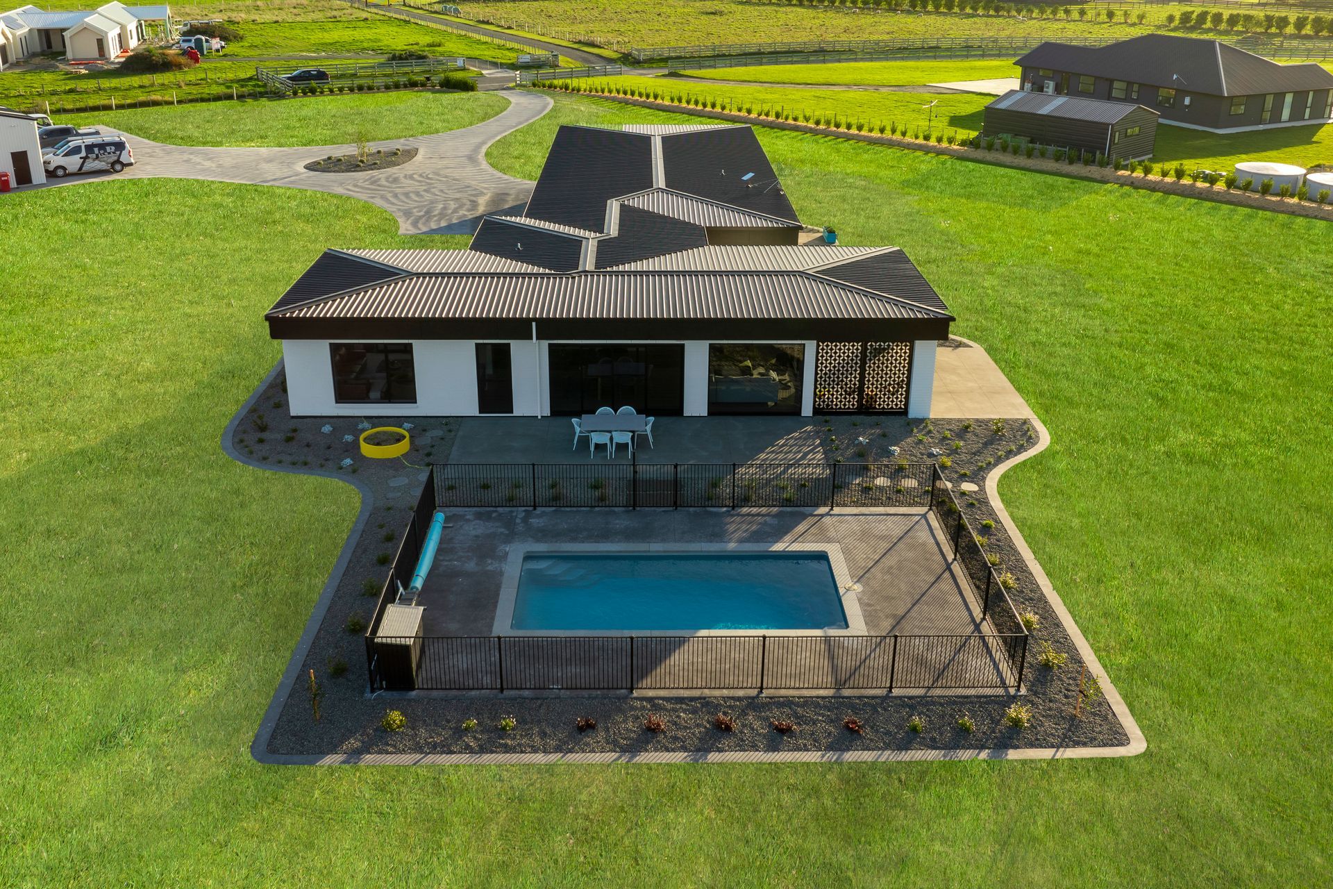 33-harvest-lane-exteriors-trl-27-copy33-Harvest-Lane-Exteriors-TRL-27-copy.jpg