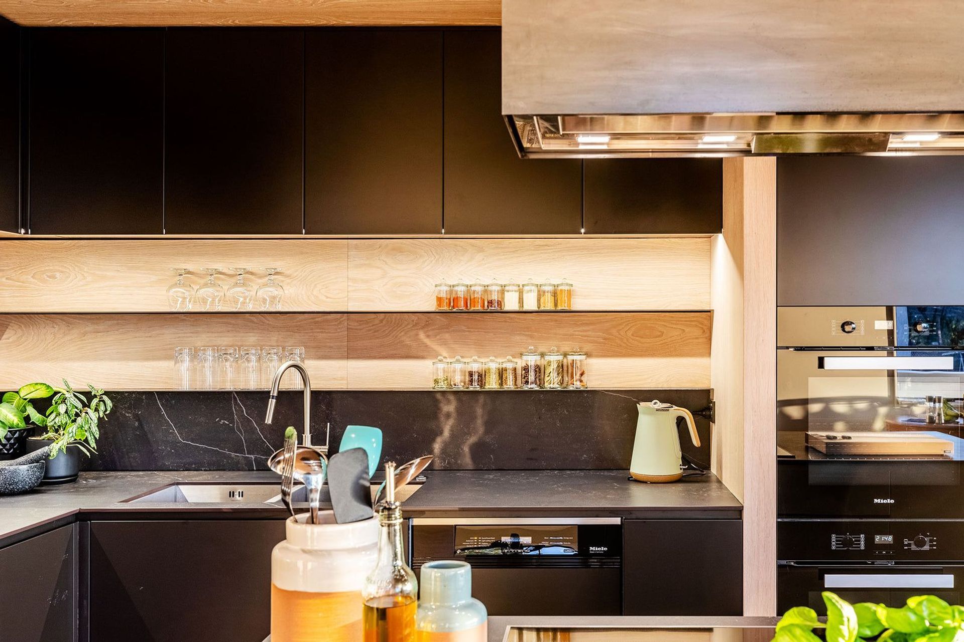 KitchenLiving-81600x.jpg