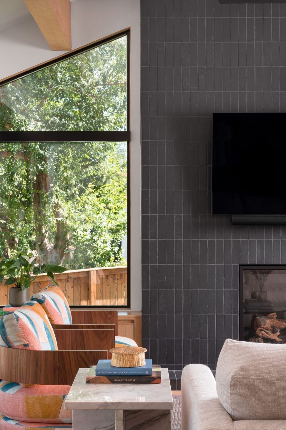 Living-Room-Vignette-scaled-square-86c3e93464abbffbff35232943d4330f-nay2ctl30pzv.jpg