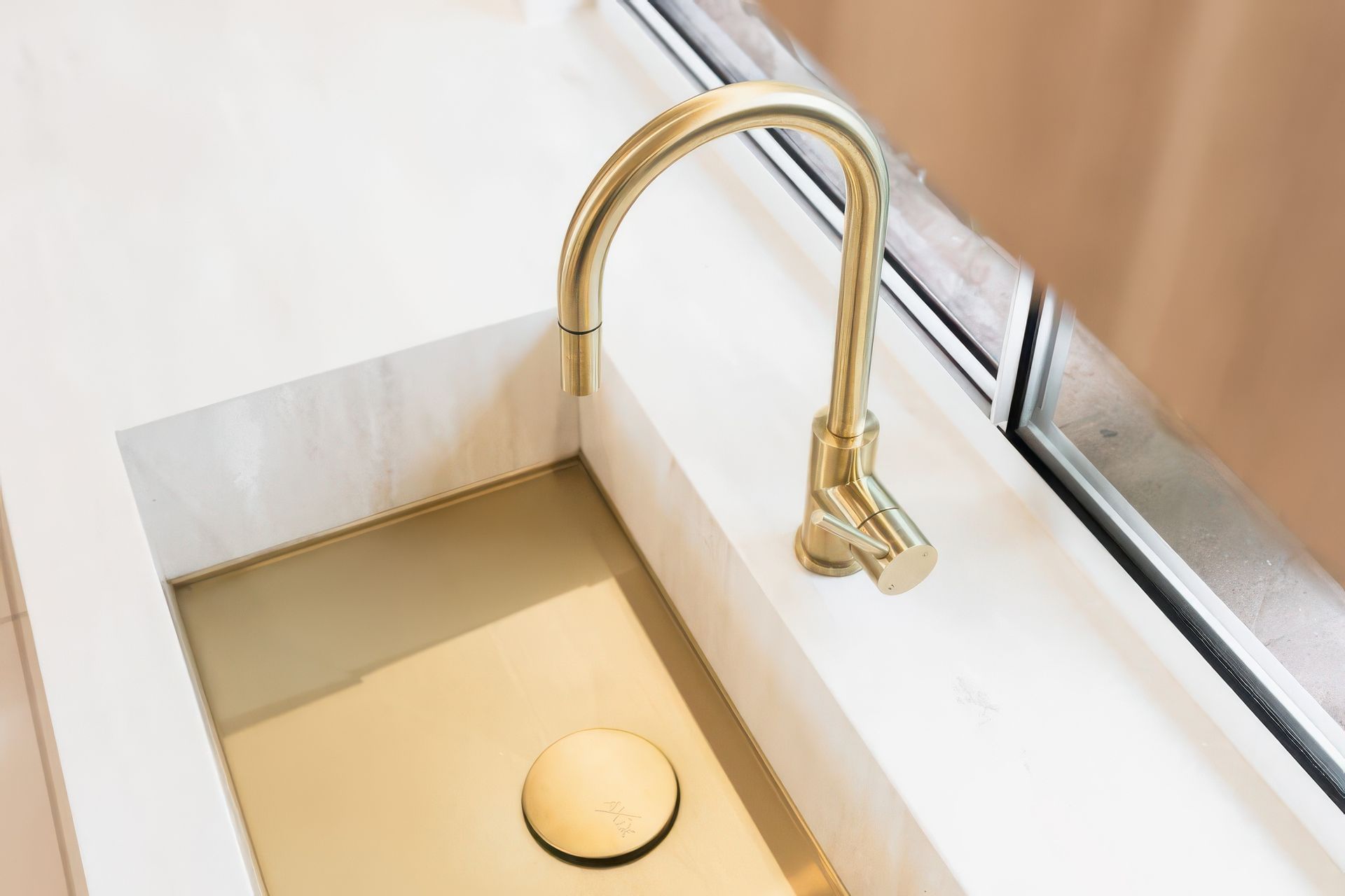 Monaco-Kitchen-Witch-Hazel-Axix-Sink-1024x683-gigapixel-standard-v2-2x.jpeg