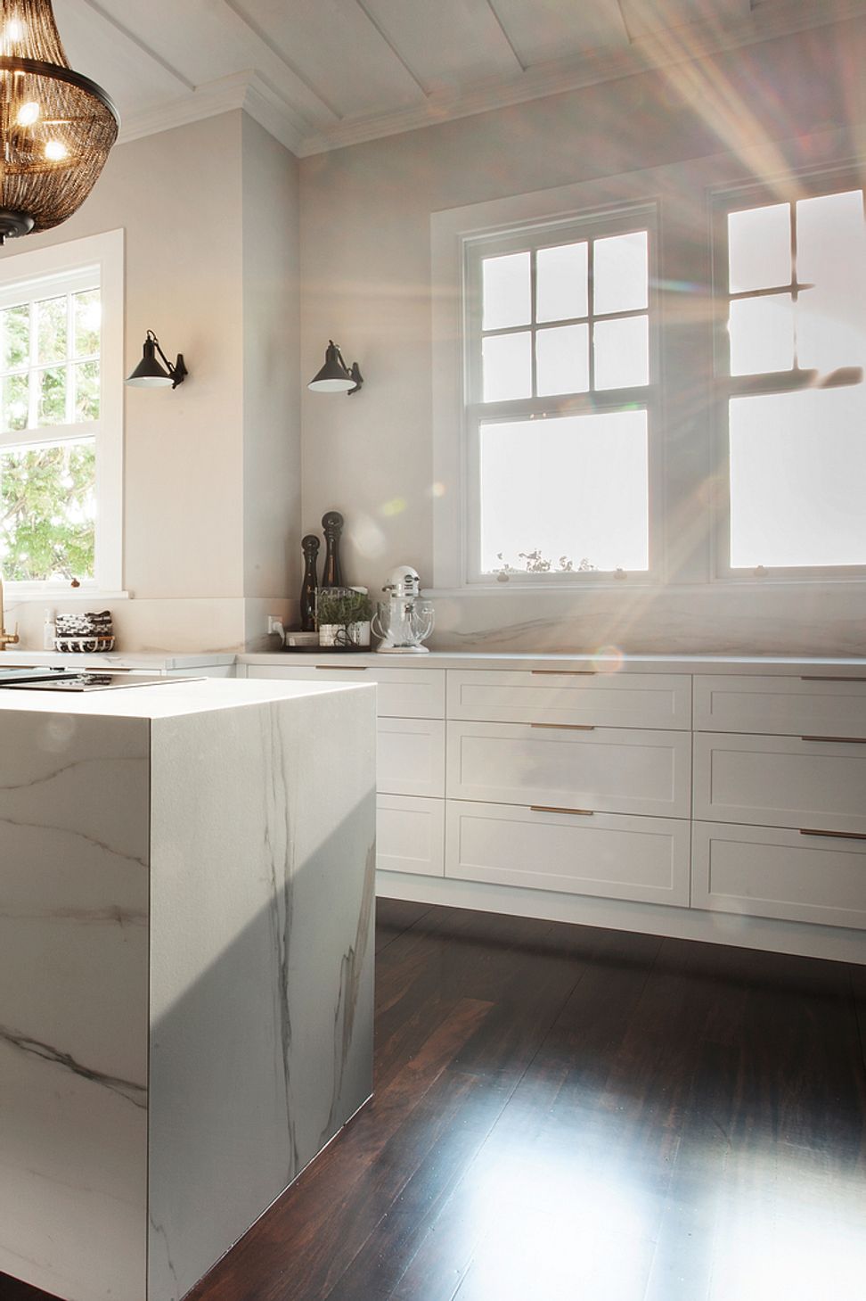 Dezignatek Thermoform Oslo profile in White Satin, Designed by Yellowfox, Built by Marton Lee Furniture