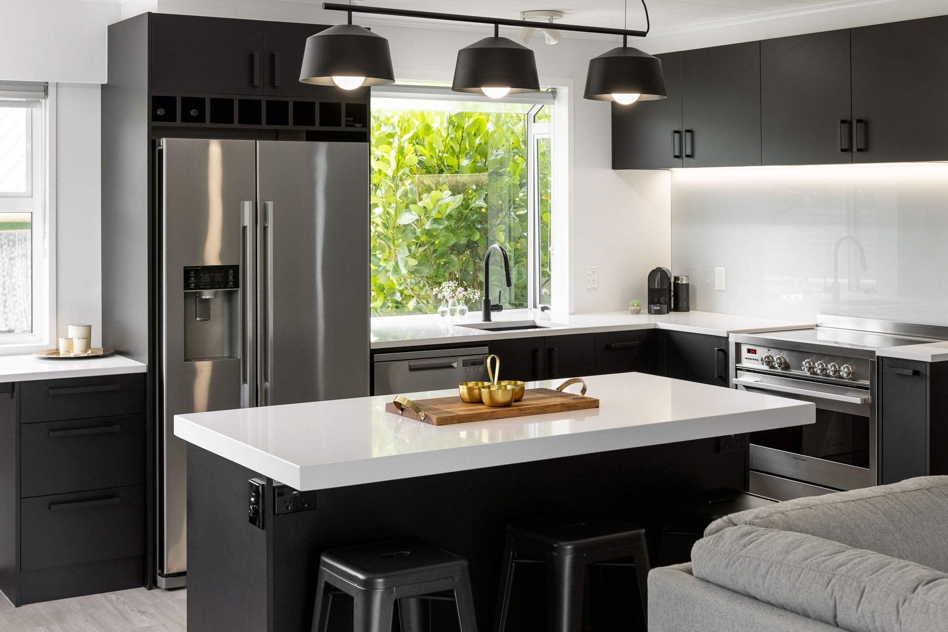 Black Kitchen