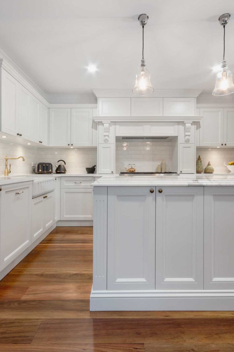 kitchen-design-dulux-polyurethane-ilve-cooker-shaker-french-provincial-premier-kitchens-sydney-6-1084x1445.jpg